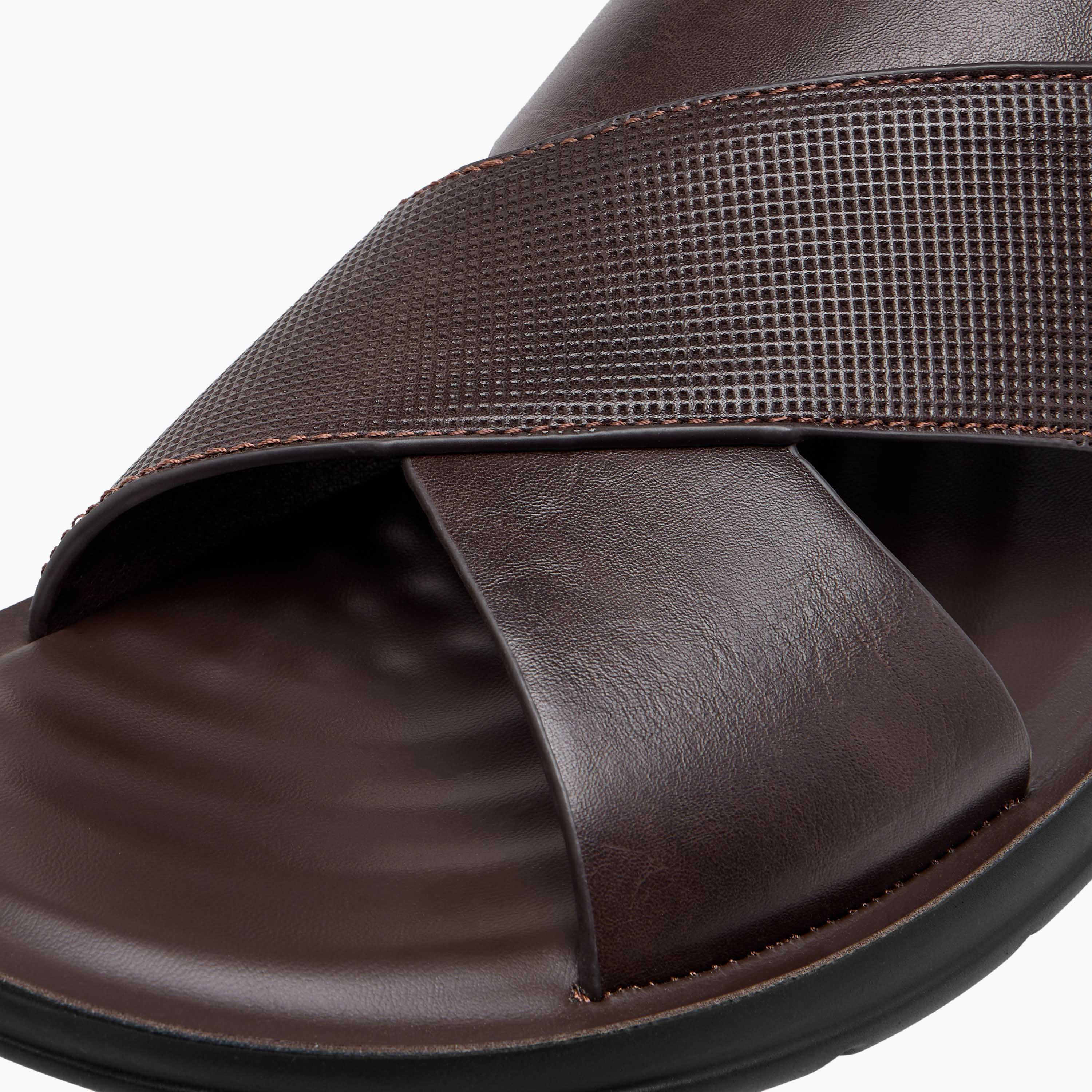 LBL by Shoexpress Men Cross Strap Arabic Sandals-men-shoes-sandals-image-4
