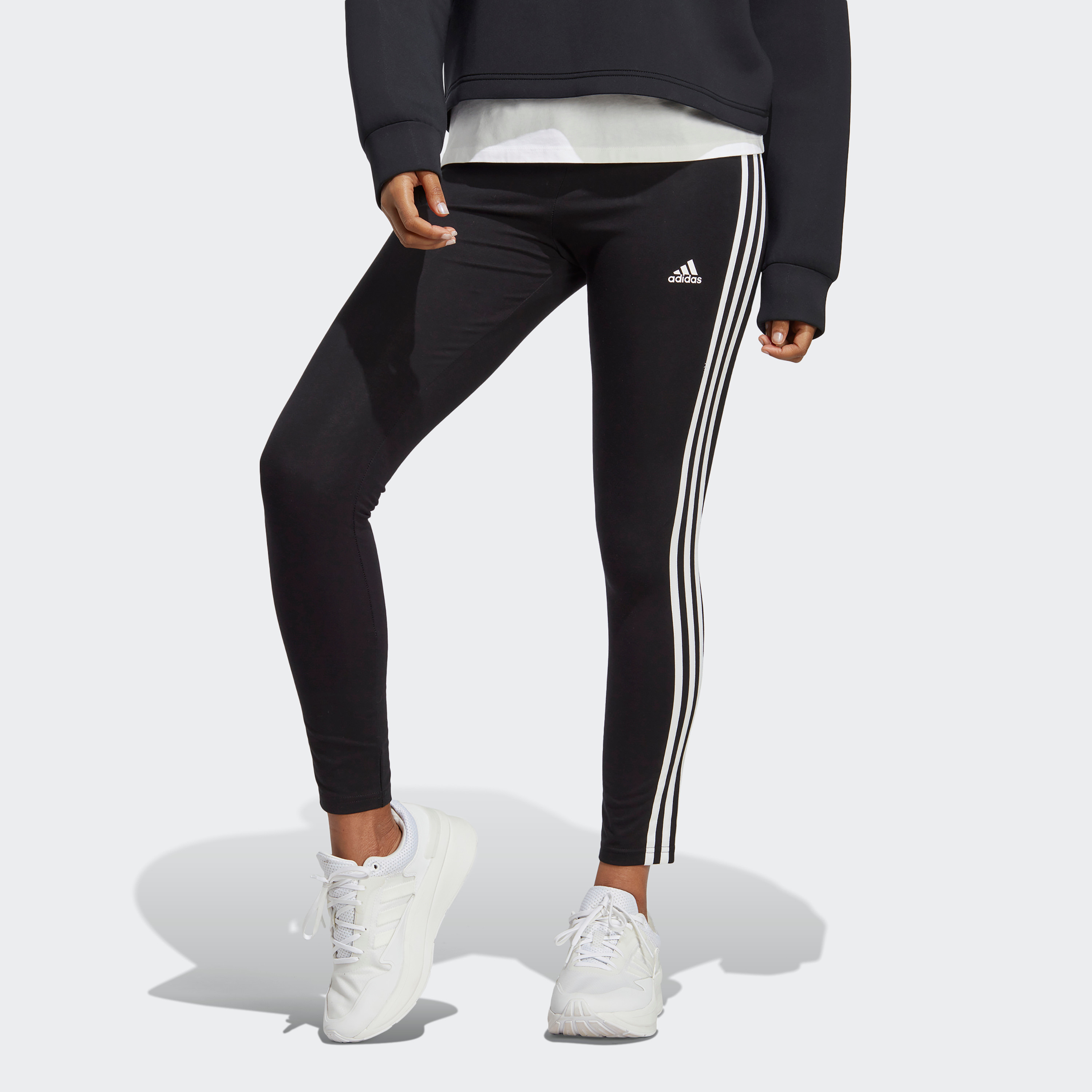 بنطلون ضيقة الجيرسيه بخصر عالٍ 3 خطوط أساسية للنساء من اديداس | او اي-women-clothing-bottoms-leggings-image-1