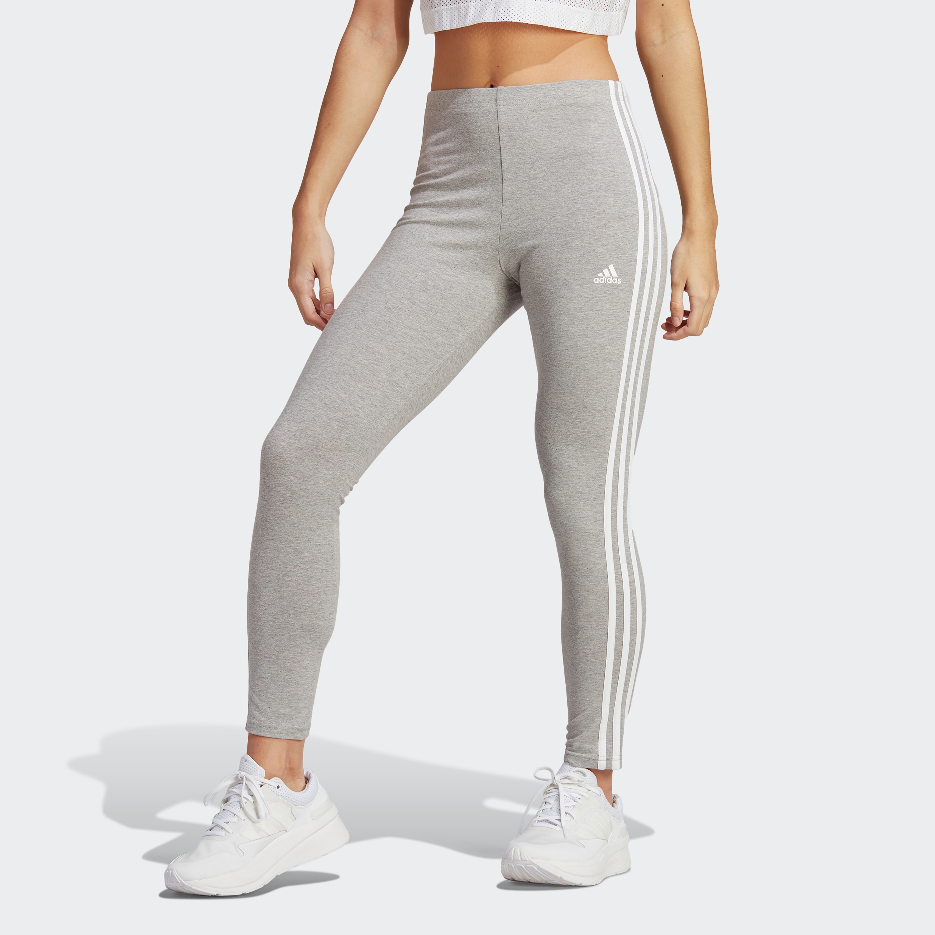 بنطلون ضيقة الجيرسيه بخصر عالٍ 3 خطوط أساسية للنساء من اديداس | او اي-women-clothing-bottoms-leggings-image-5