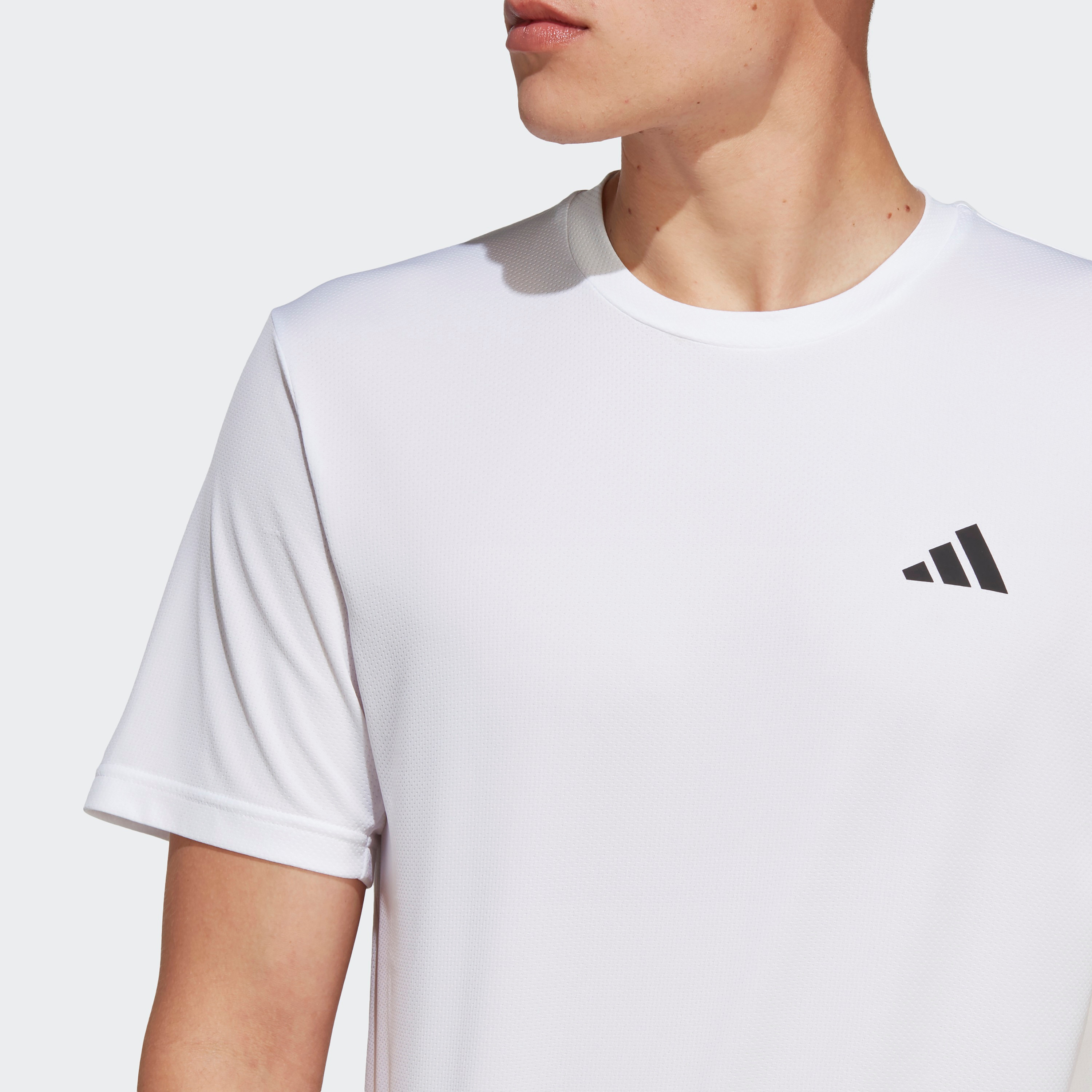  تيشرت اسنشيالز للتدريب بشعار شو للرجال من اديداس-men-clothing-sportswearandactivewear-tshirtsandpolos-image-5