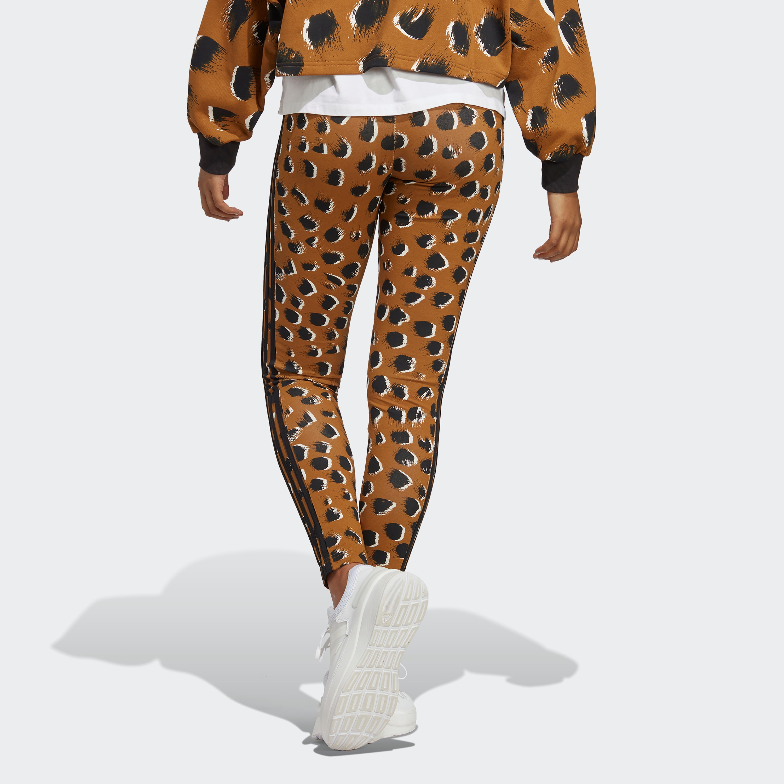  بنطال ضيق للسيدات  للساقين مطبوع بالحيونات من أديداس-women-clothing-bottoms-leggings-image-3