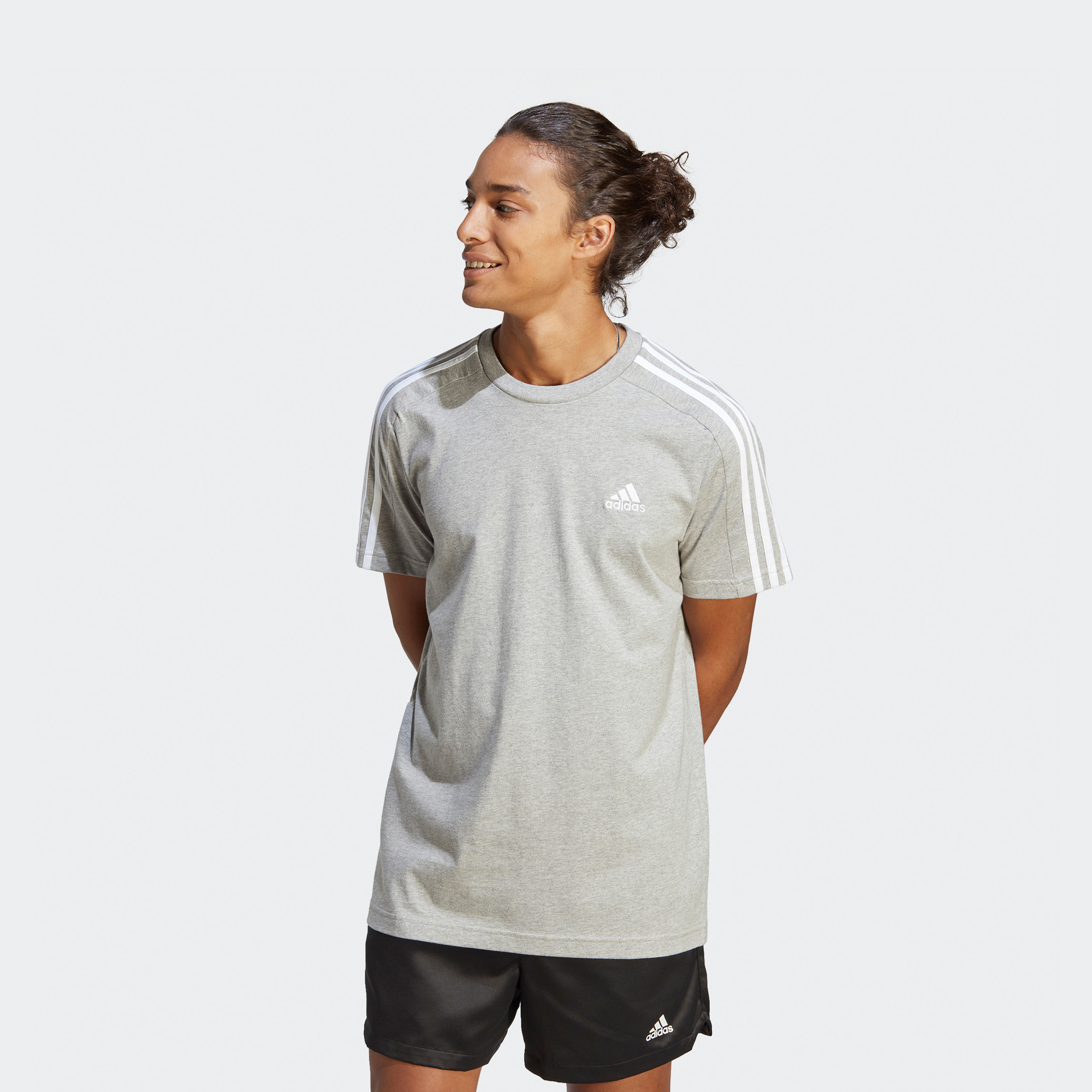 أديداس - تي شيرت جيرسي ايسنشالز 3 خطوط IC9334-men-clothing-sportswearandactivewear-tshirtsandpolos-image-27