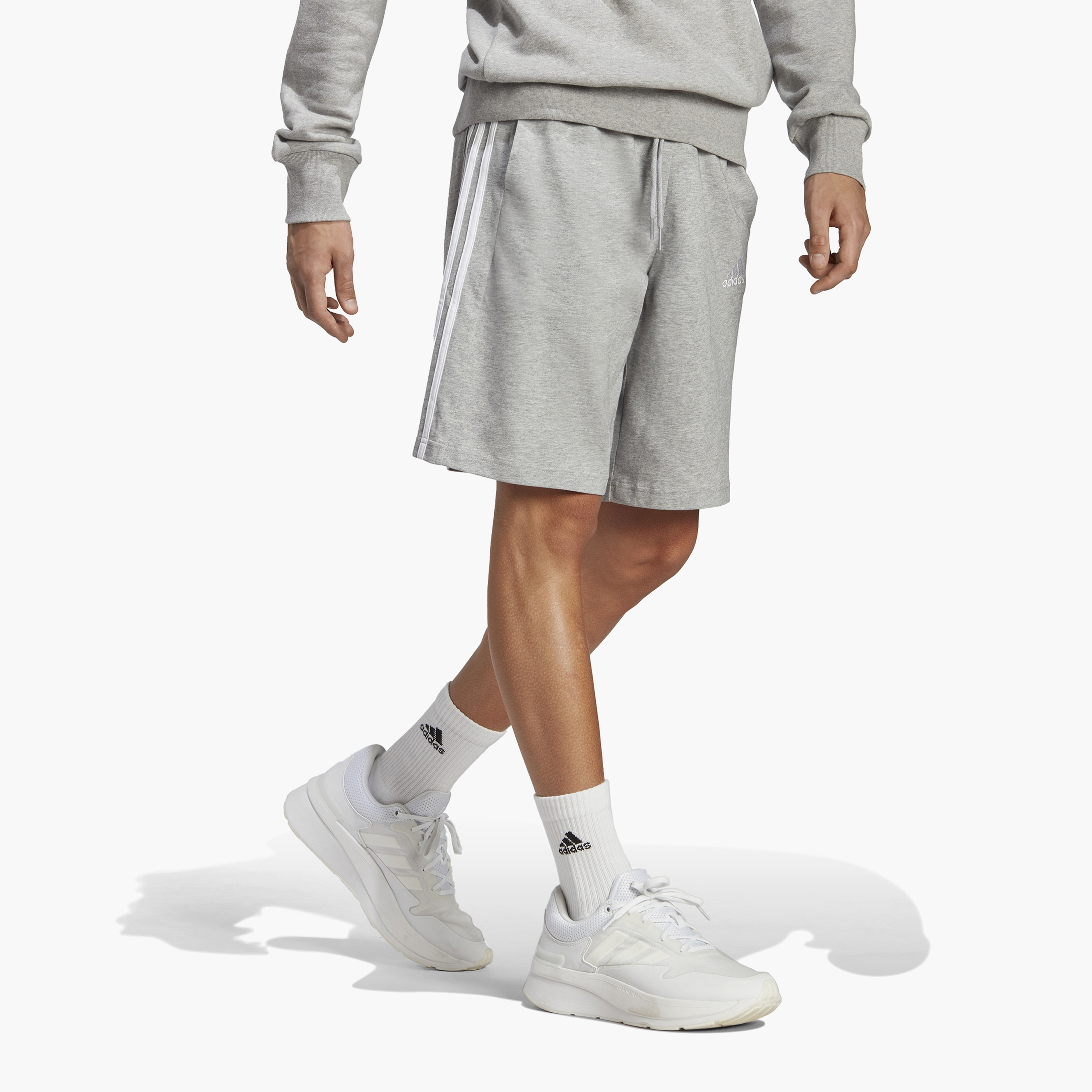 شورتس إسنشيالز جيرسيه 3 خطوط واحد مع 7 بوصة للرجال من اديداس IC9384 | OE-men-clothing-bottoms-shorts-image-1
