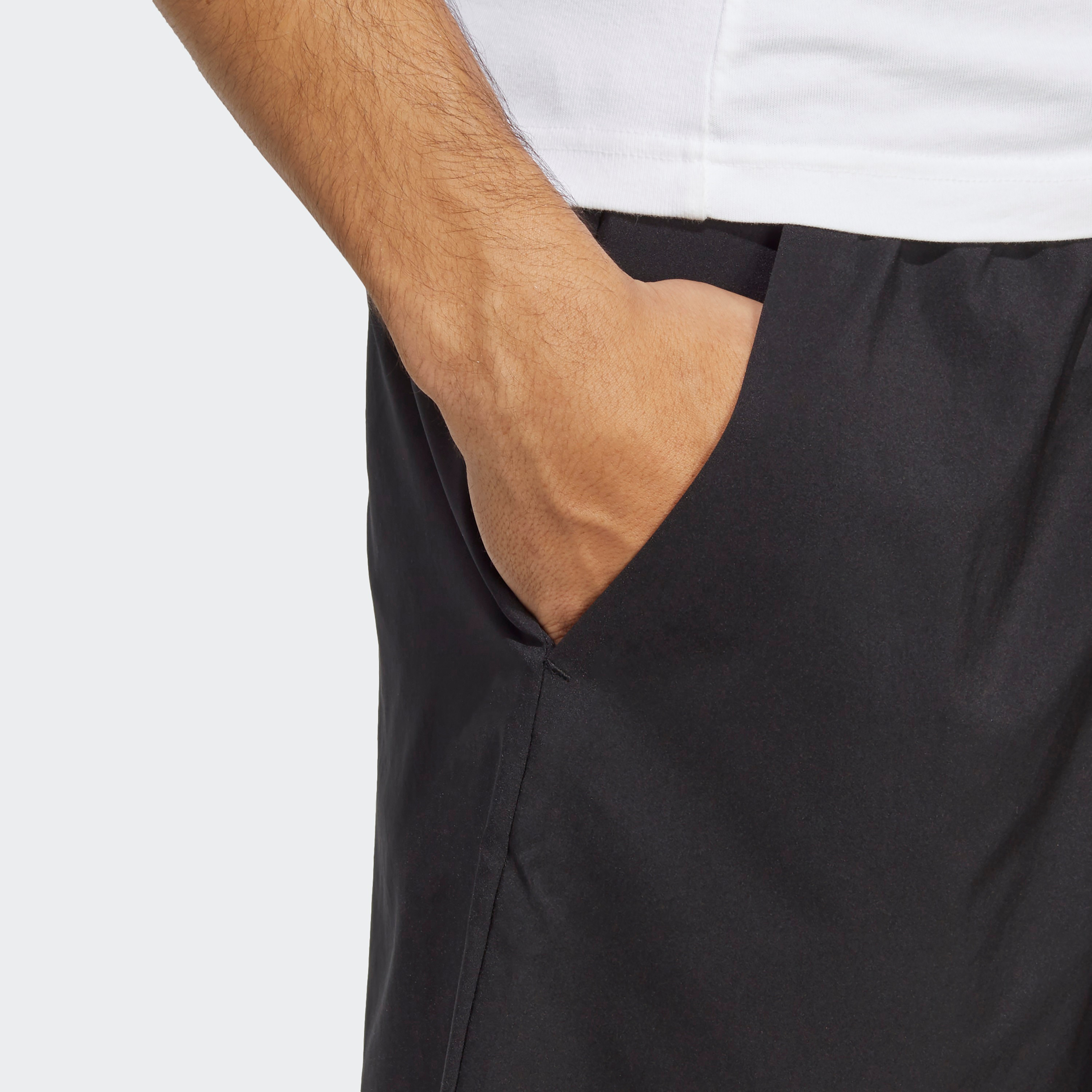 شورت ايرو ريدي اسينشالز بشعار تشيلسي خطي للرجال من اديداس| او اي-men-clothing-bottoms-shorts-image-3
