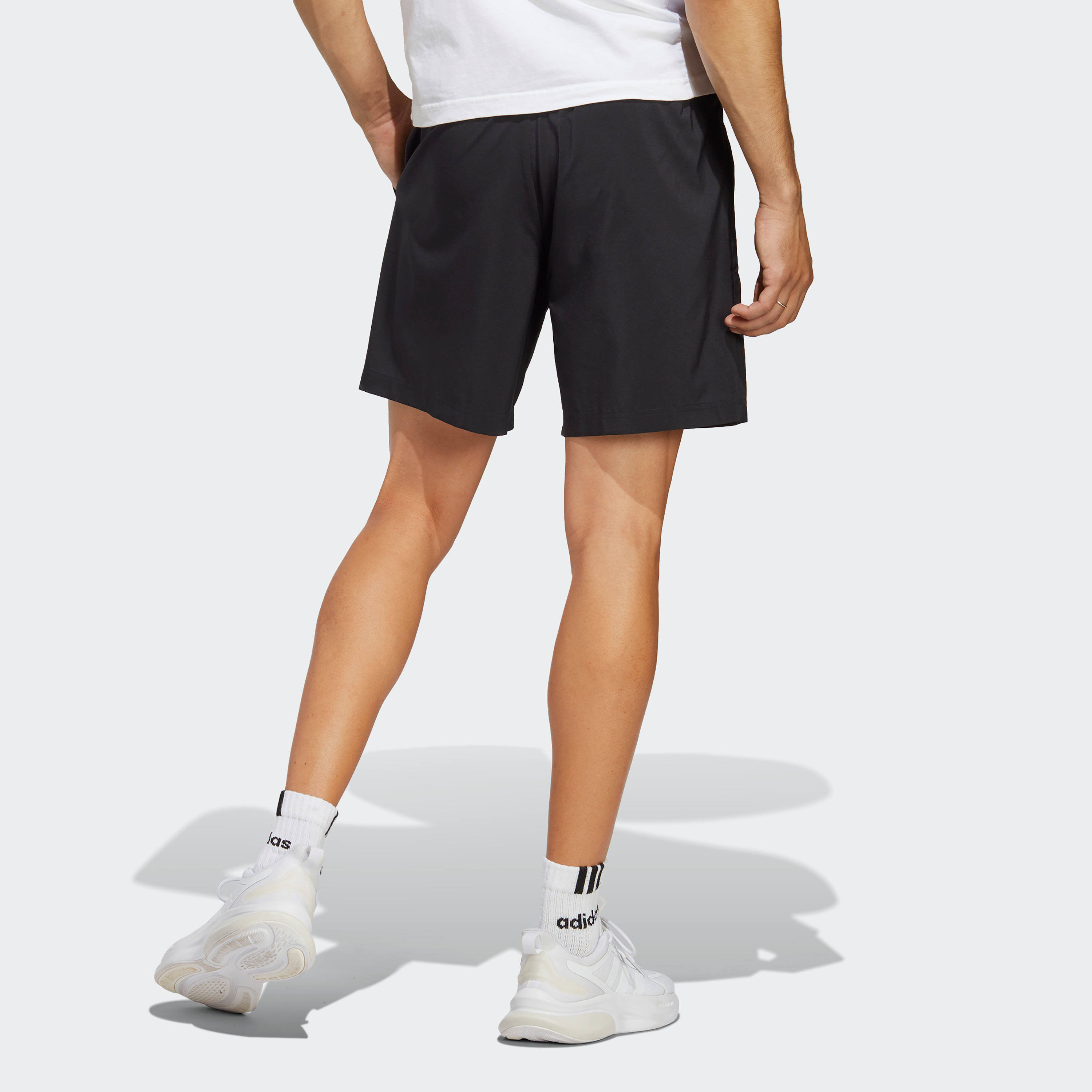 شورت ايرو ريدي اسينشالز بشعار تشيلسي خطي للرجال من اديداس| او اي-men-clothing-bottoms-shorts-image-4