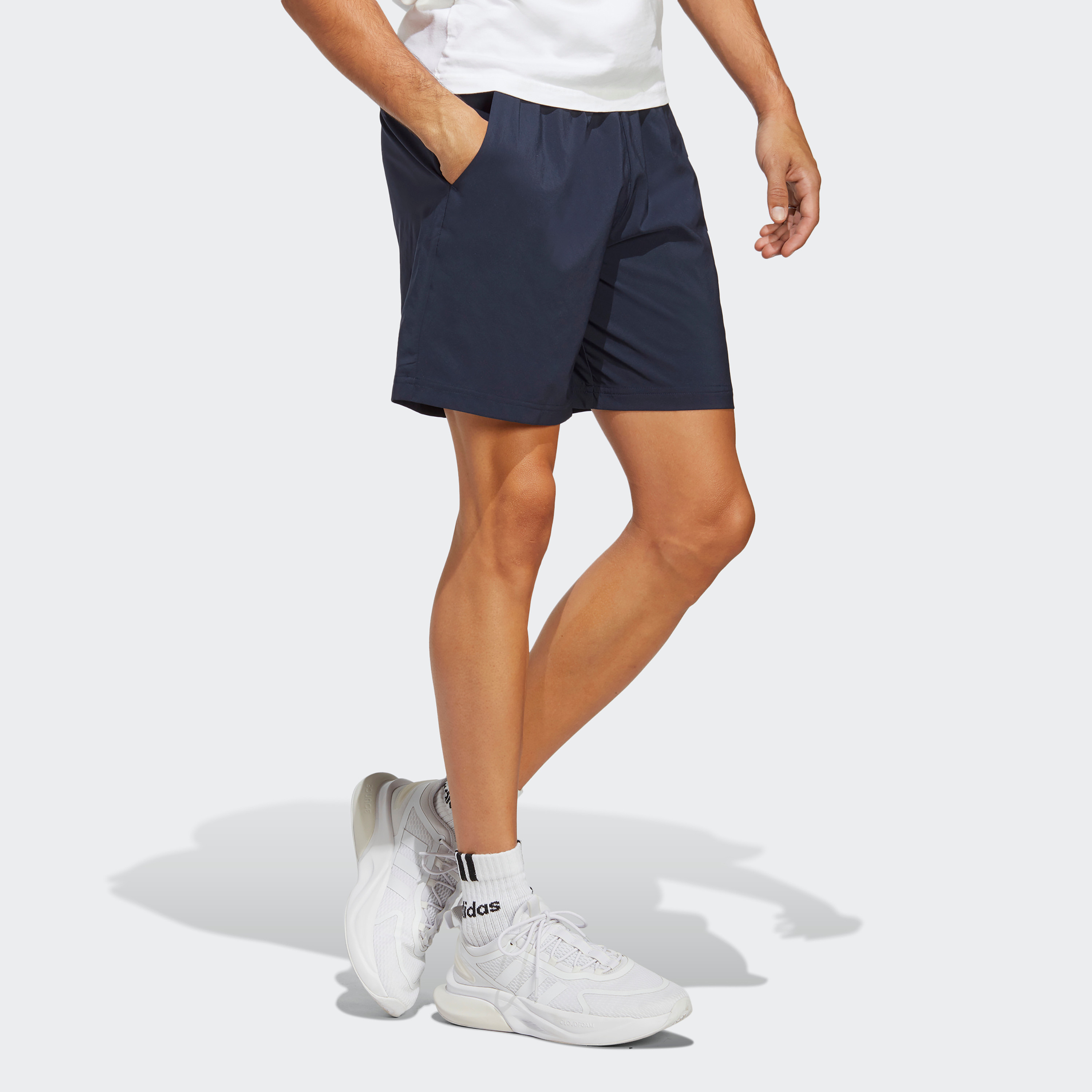 شورت ايرو ريدي اسينشالز بشعار تشيلسي خطي للرجال من اديداس| او اي-men-clothing-bottoms-shorts-image-6