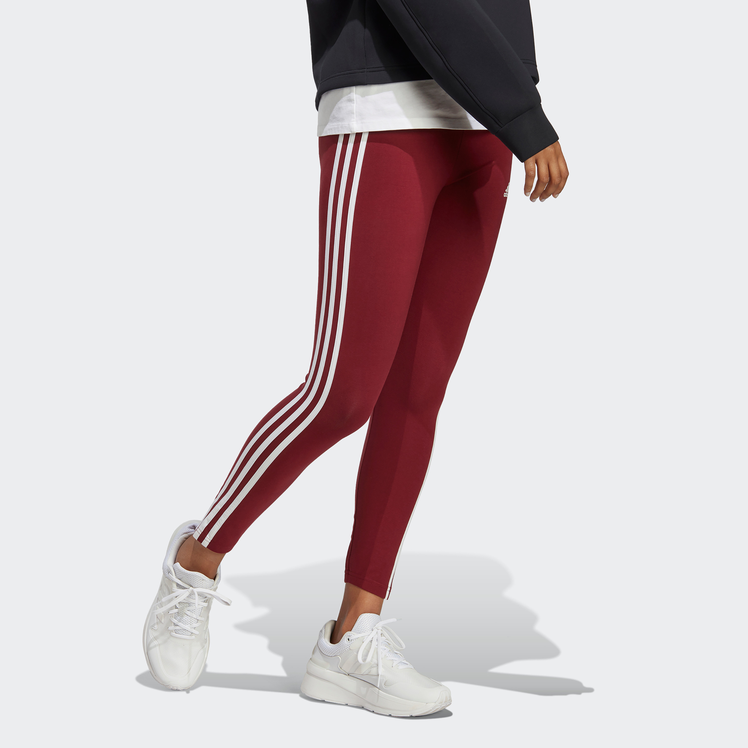 بنطلون ضيقة الجيرسيه بخصر عالٍ 3 خطوط أساسية للنساء من اديداس | او اي-women-clothing-bottoms-leggings-image-10