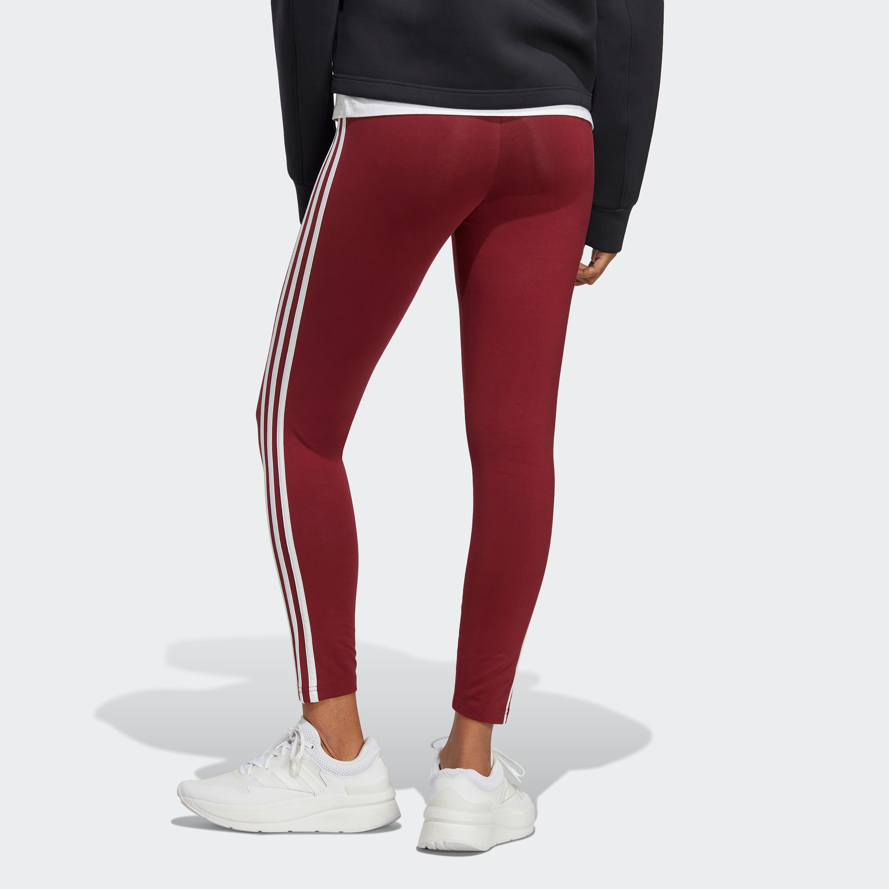 بنطلون ضيقة الجيرسيه بخصر عالٍ 3 خطوط أساسية للنساء من اديداس | او اي-women-clothing-bottoms-leggings-image-12