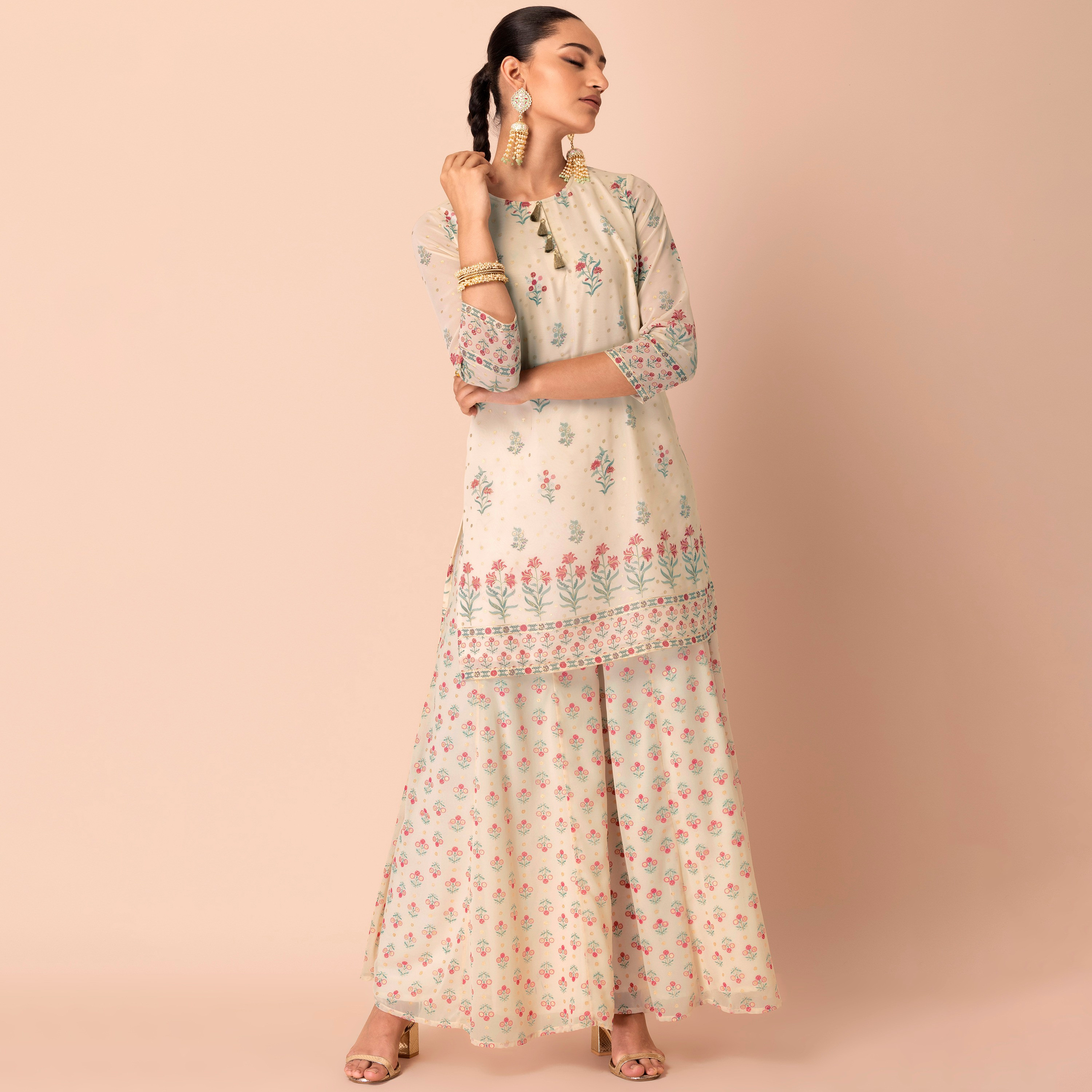 طقم كورتا مع بالازو من قطعتين ذو جورجيت مع مطبوع من إنديا فويل برقبة مستديرة مطبوعة-women-clothing-ethnicwear-salwarsuits-image-2