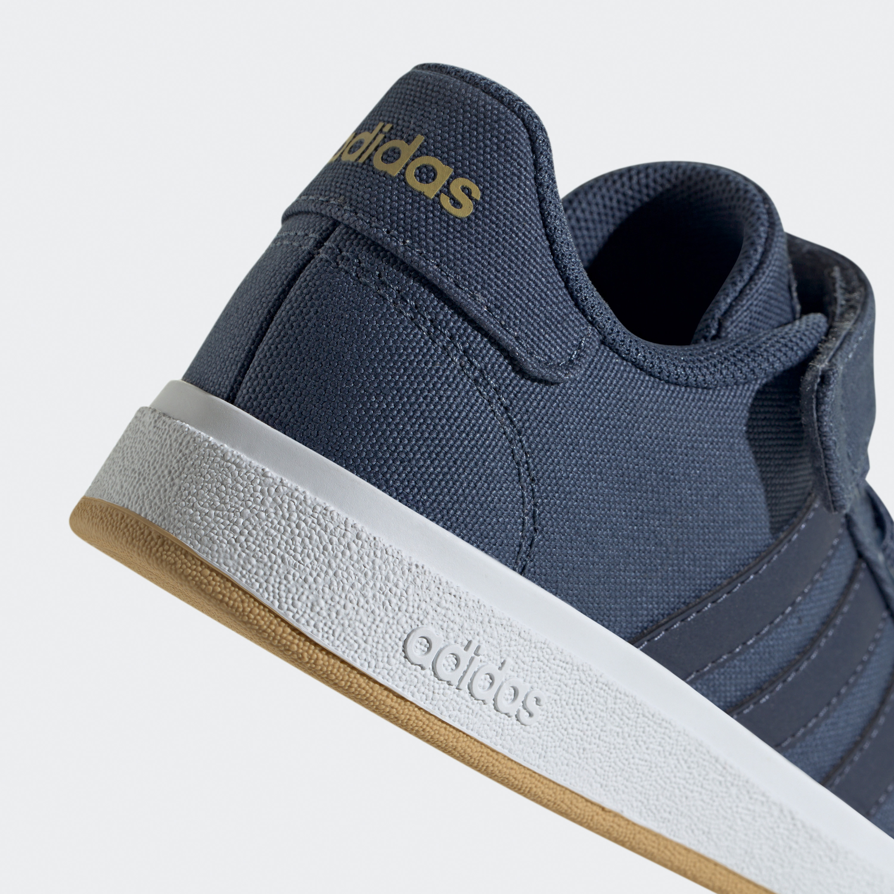 أديداس - حذاء رياضي جراند كورت 2.0 للأطفال ID0736-boys-shoes-sneakers-image-8