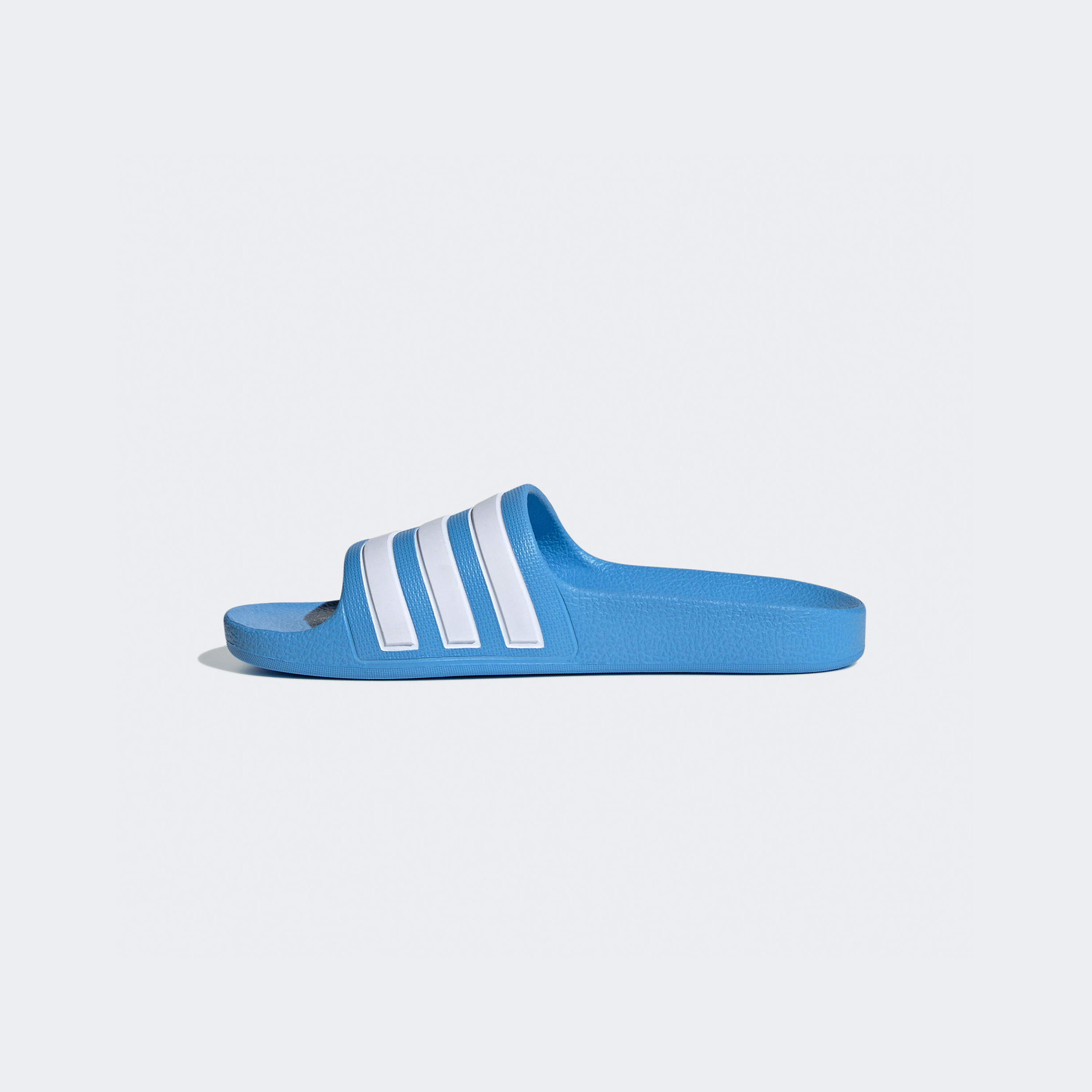 adidas Kids Adilette Aqua Slides F35556|OE-boys-shoes-flipflopsandslides-image-3