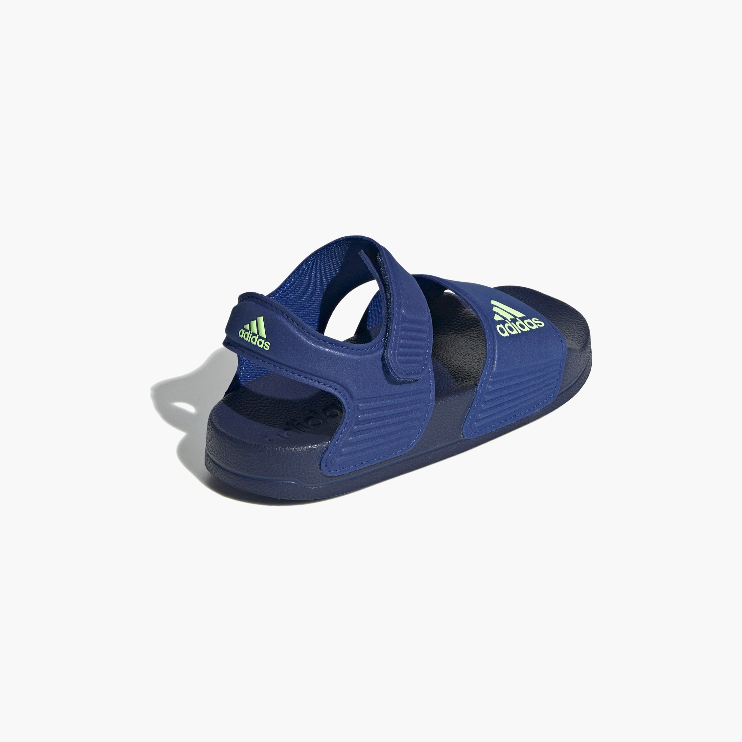 صنادل ذو أديليت للأولاد من أديداس ID2626 | OE-boys-shoes-sandals-image-6