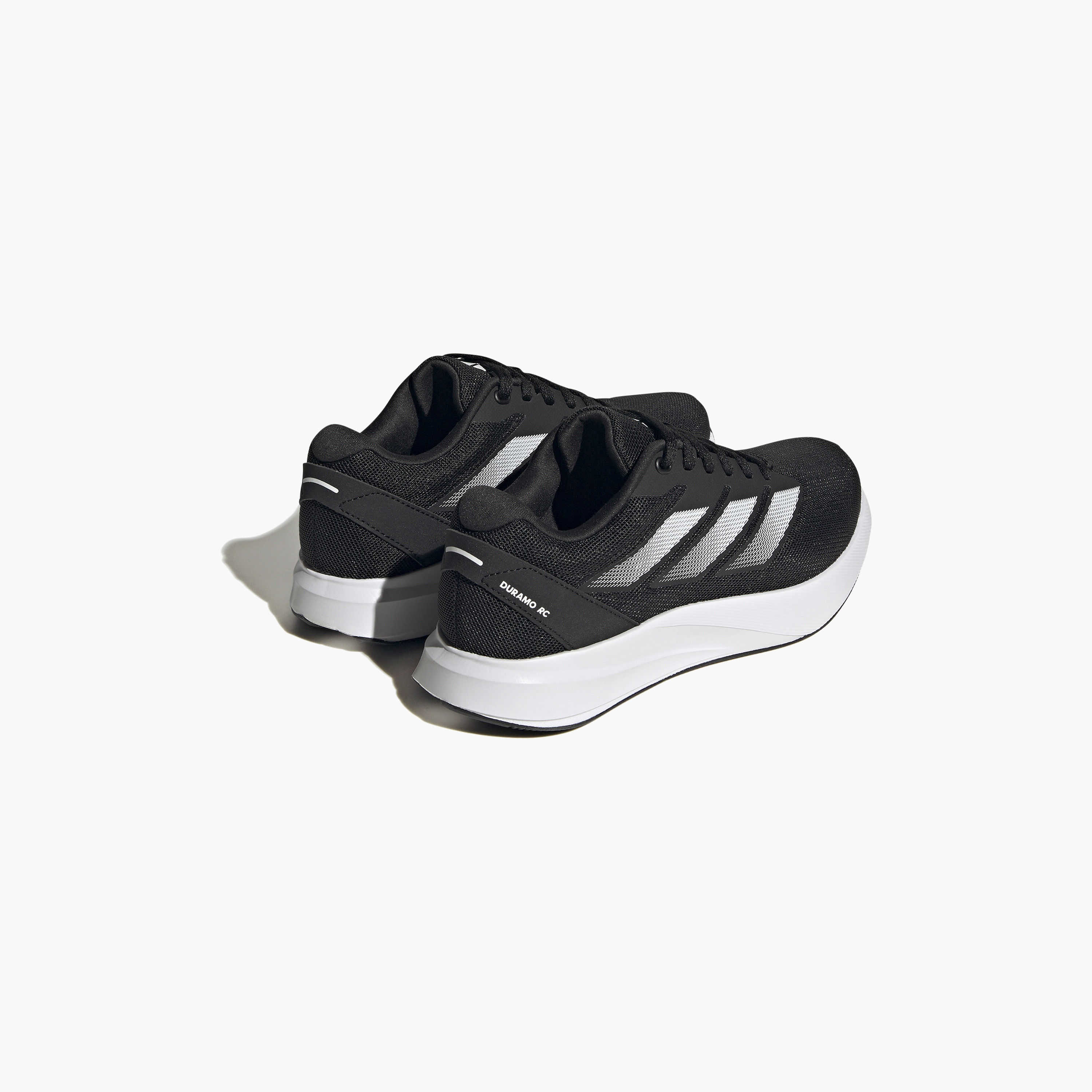 حذاء الجري ذو دورامو آر سي من أديداس للنساء | OE-sports-women-shoes-image-15