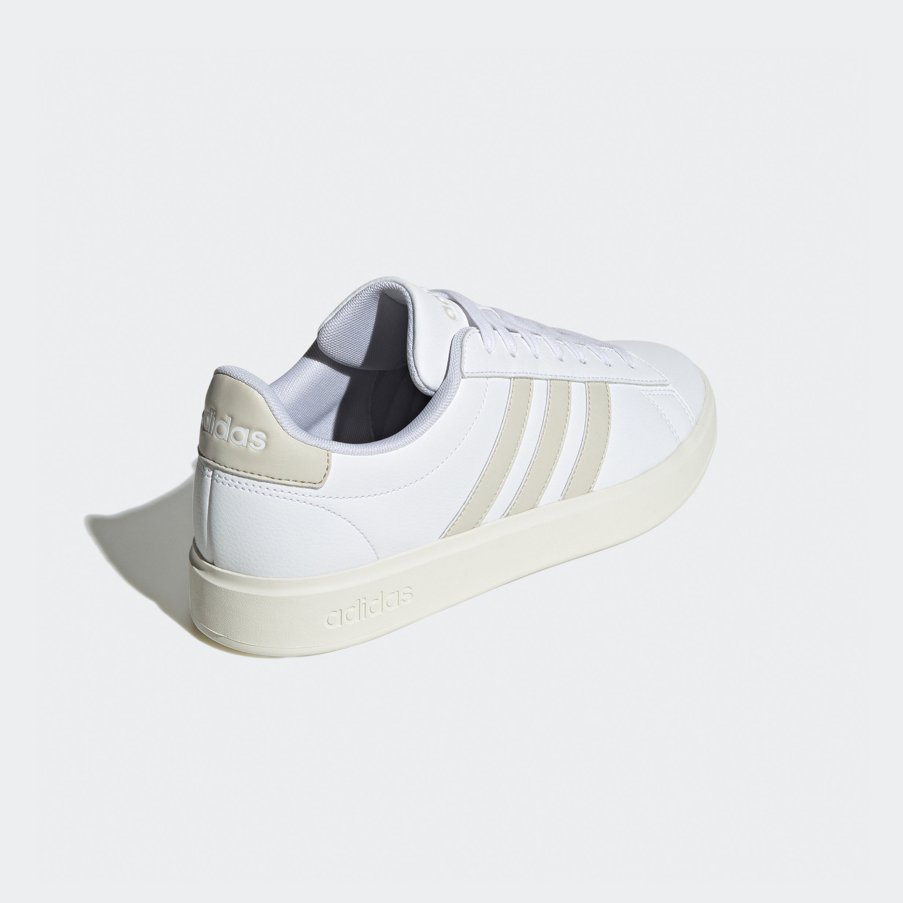 أديداس - حذاء رياضي جراند كورت كلاودفوم كومفورت للرجال ID2949-sports-men-shoes-image-6