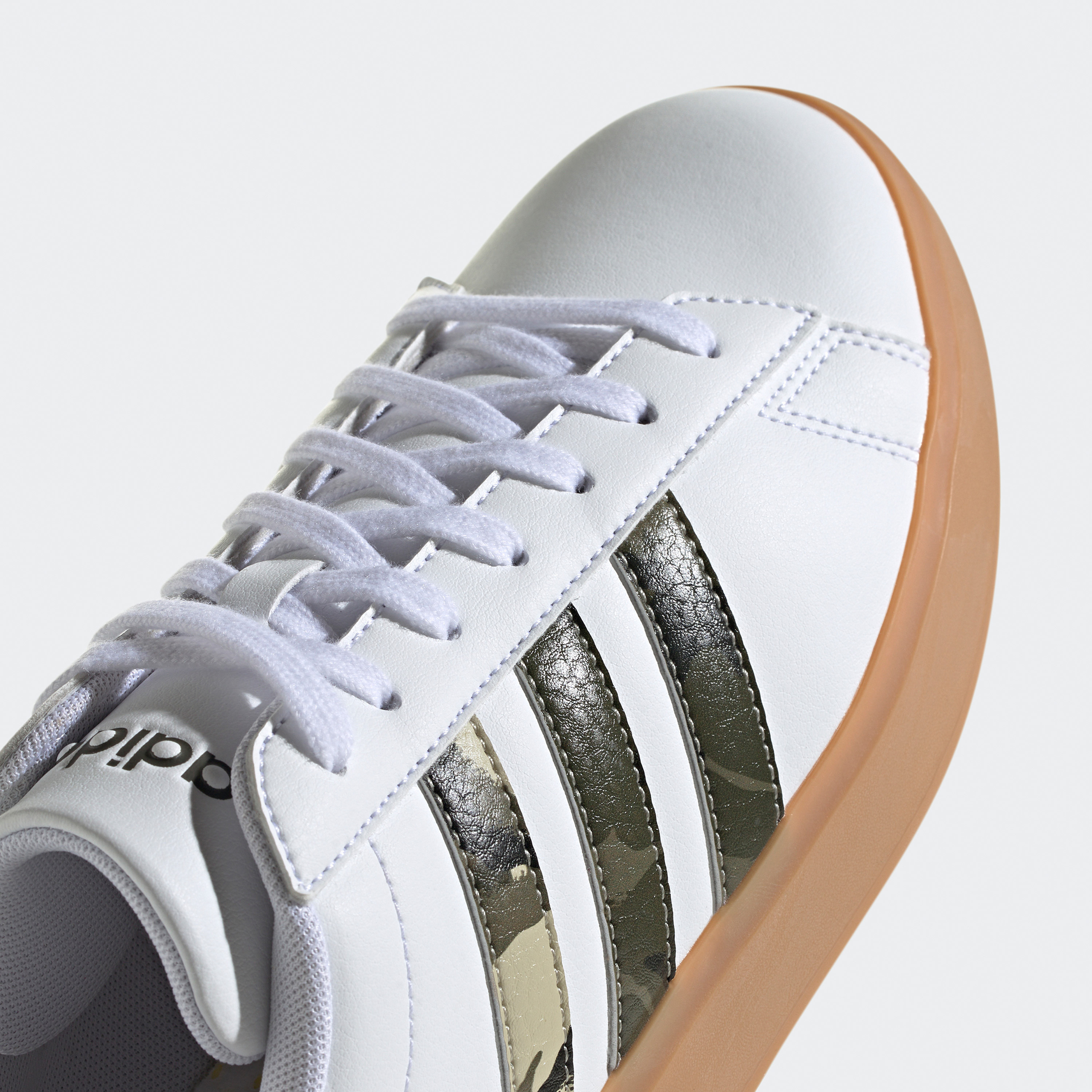 أديداس - حذاء رياضي جراند كورت 2.0 للرجال ID2955-sports-men-shoes-image-8