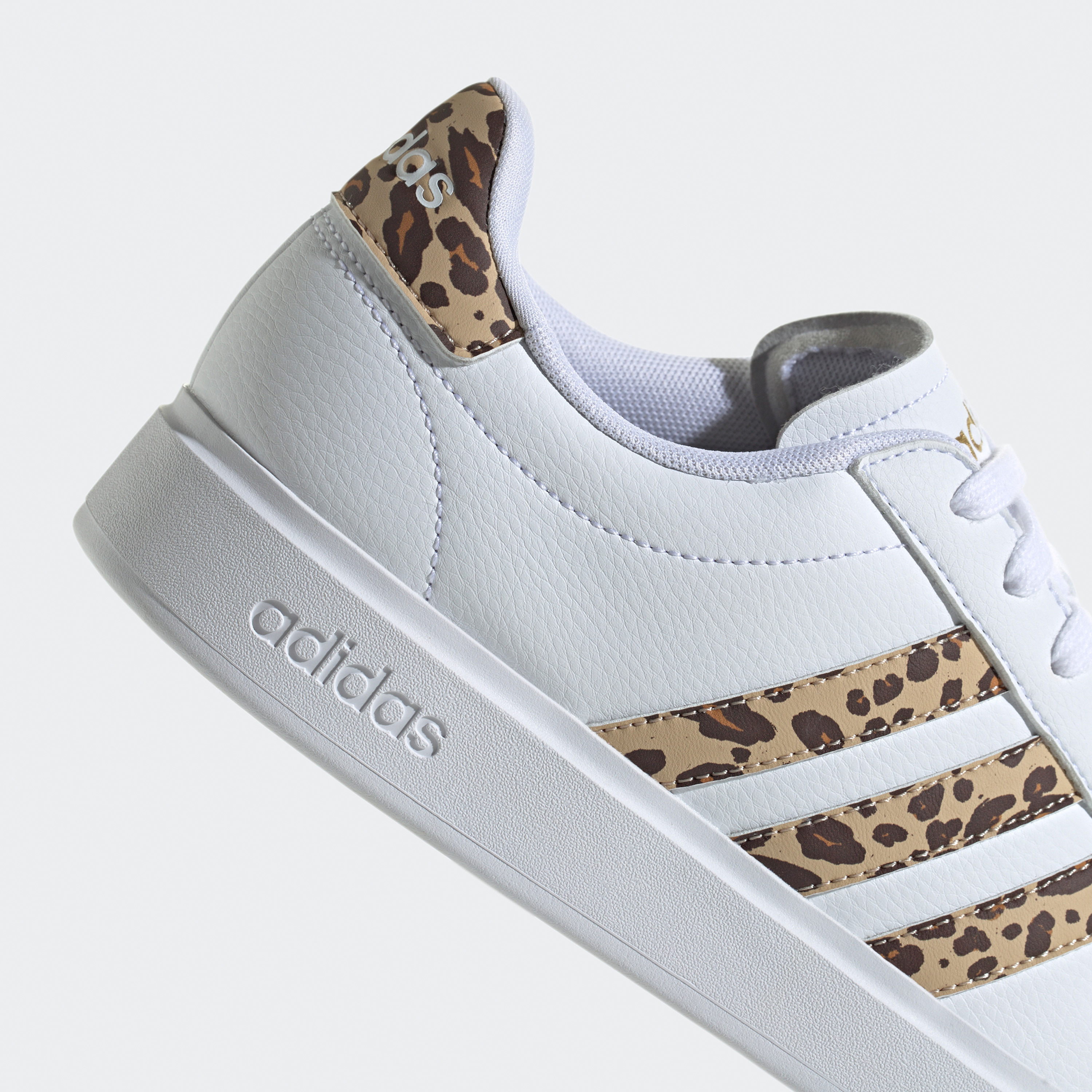 أديداس - حذاء رياضي جراند كورت 2.0 للنساء ID2994-sports-women-shoes-image-8