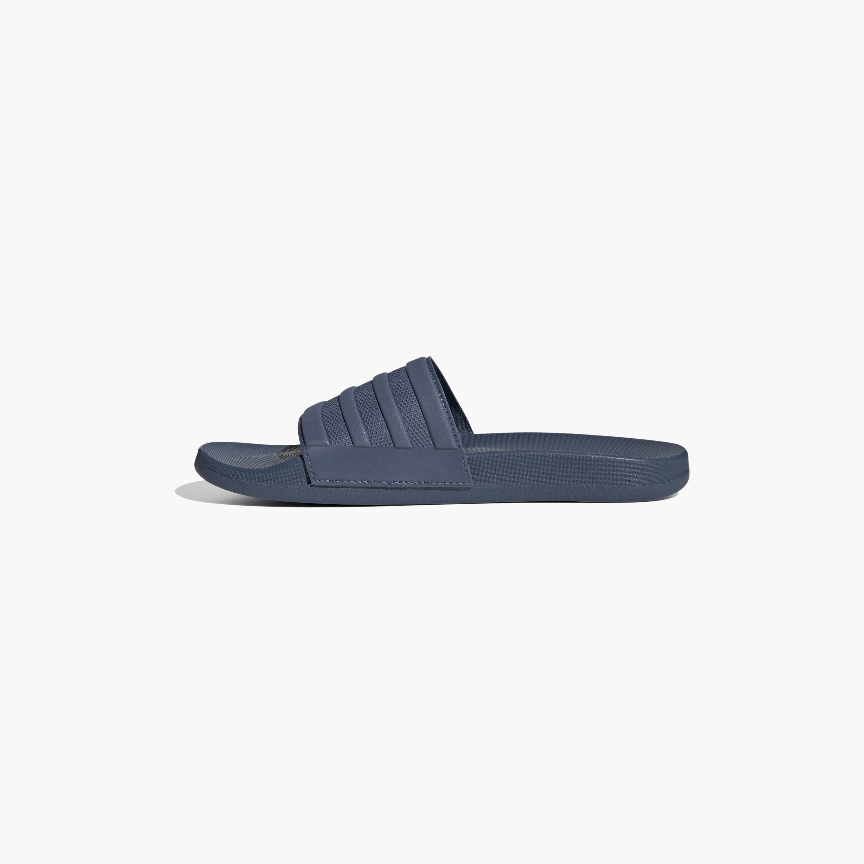 سلايدس ذو أديليت كومفورت للرجال من أديداس | OE-men-shoes-flipflopsandslides-image-3