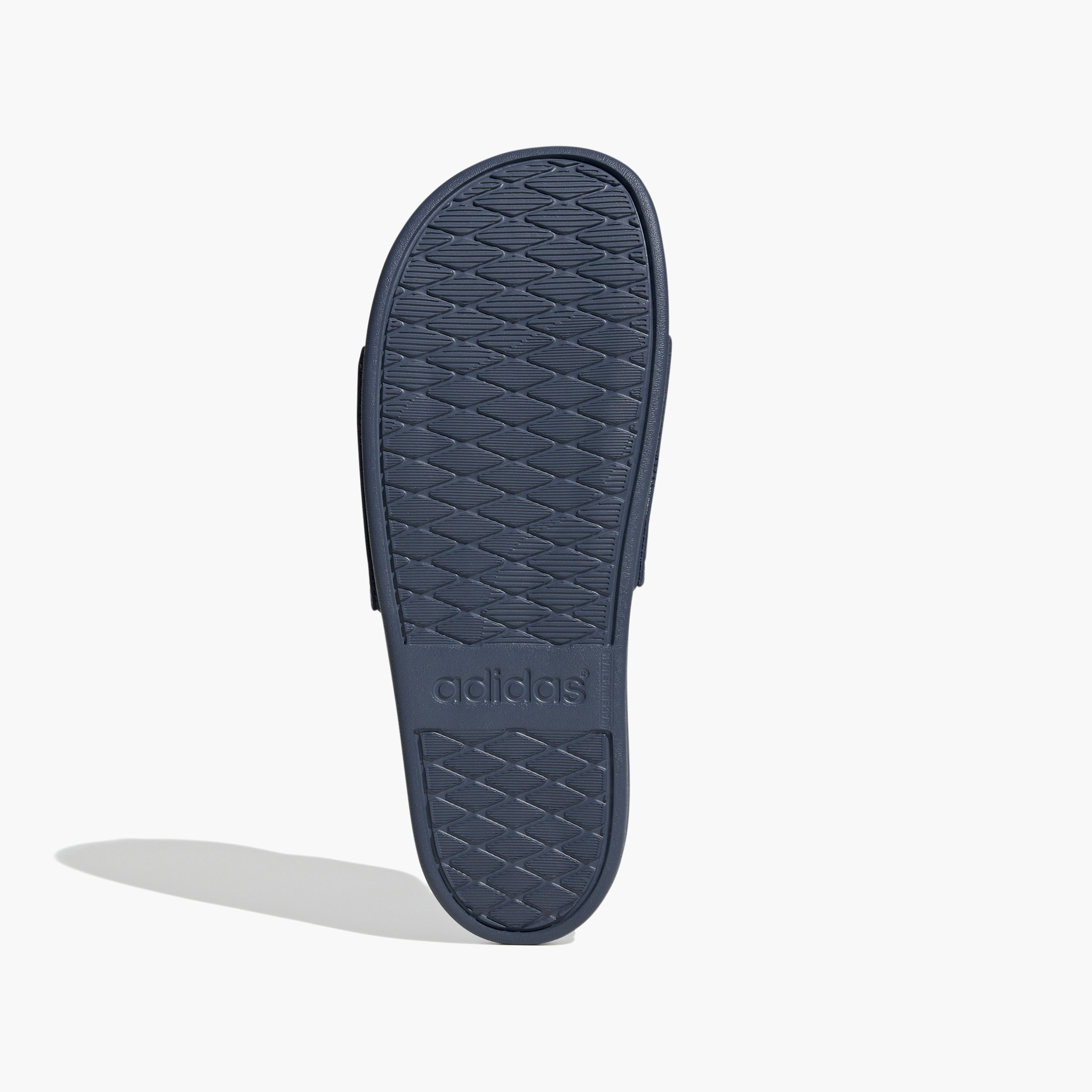 سلايدس ذو أديليت كومفورت للرجال من أديداس | OE-men-shoes-flipflopsandslides-image-5