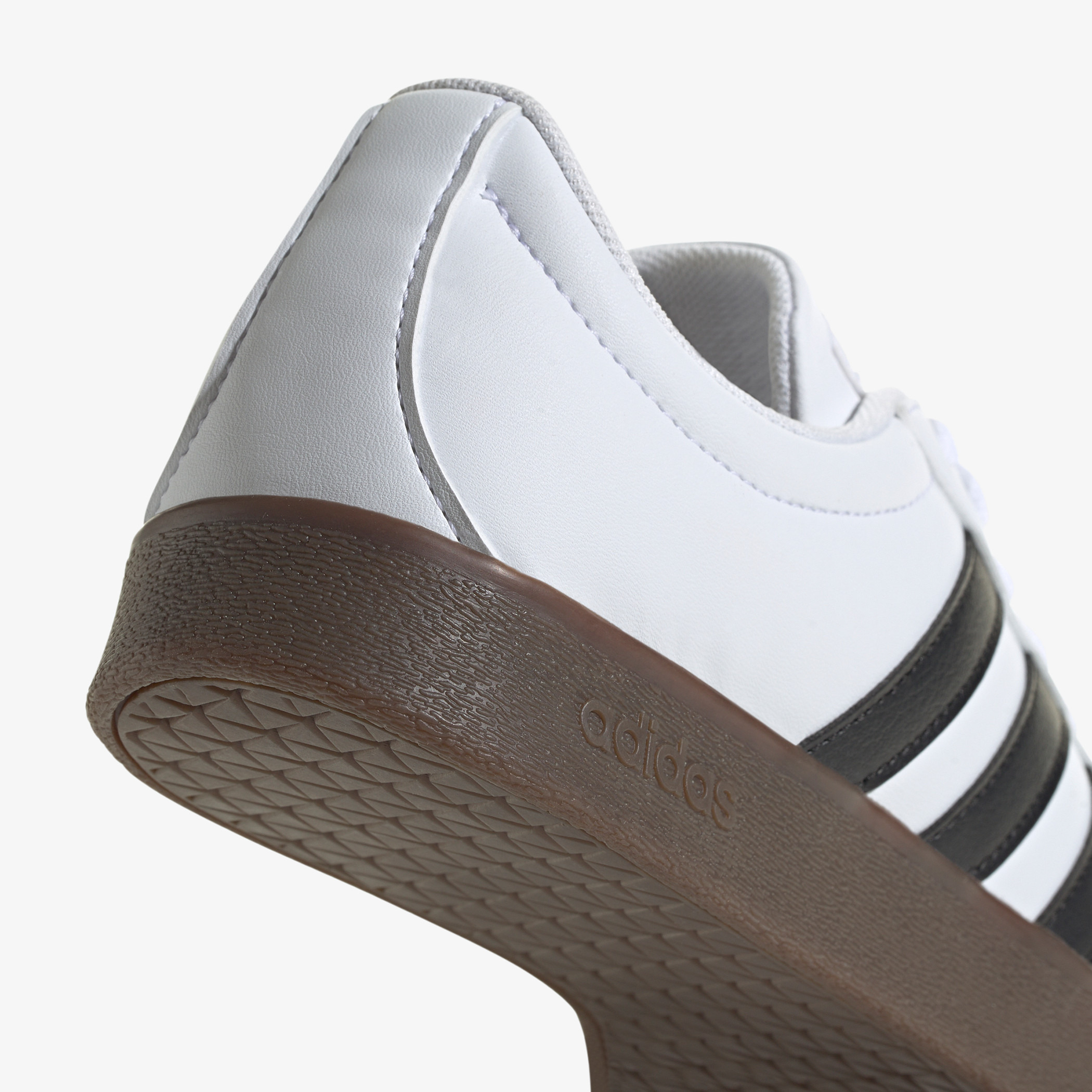 حذاء رياضي في إل كورت بيز برباط للنساء من أديداس - ID3714-sports-women-shoes-image-8
