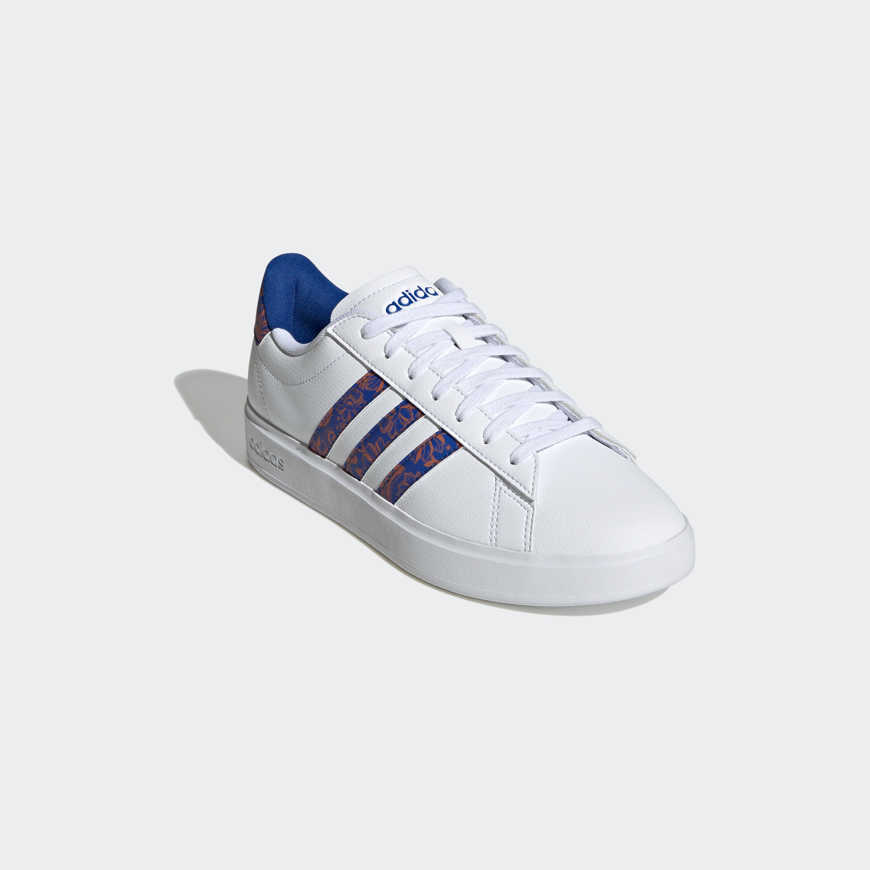 حذاء جراند كورت 2.0 رياضي للنساء من اديداس| او اي-sports-women-shoes-image-1