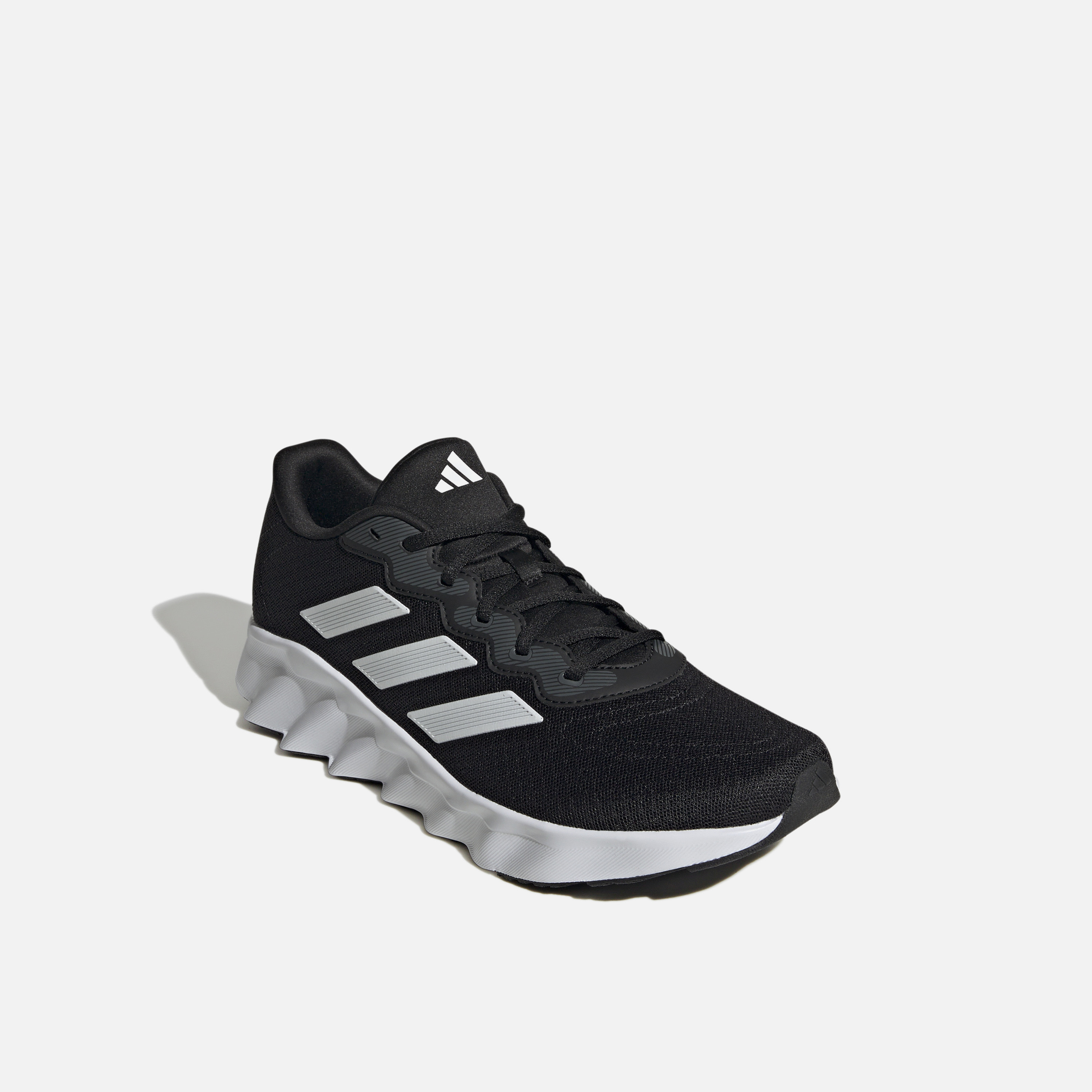 أديداس - حذاء الجري سويتش موف-sports-men-shoes-image-1