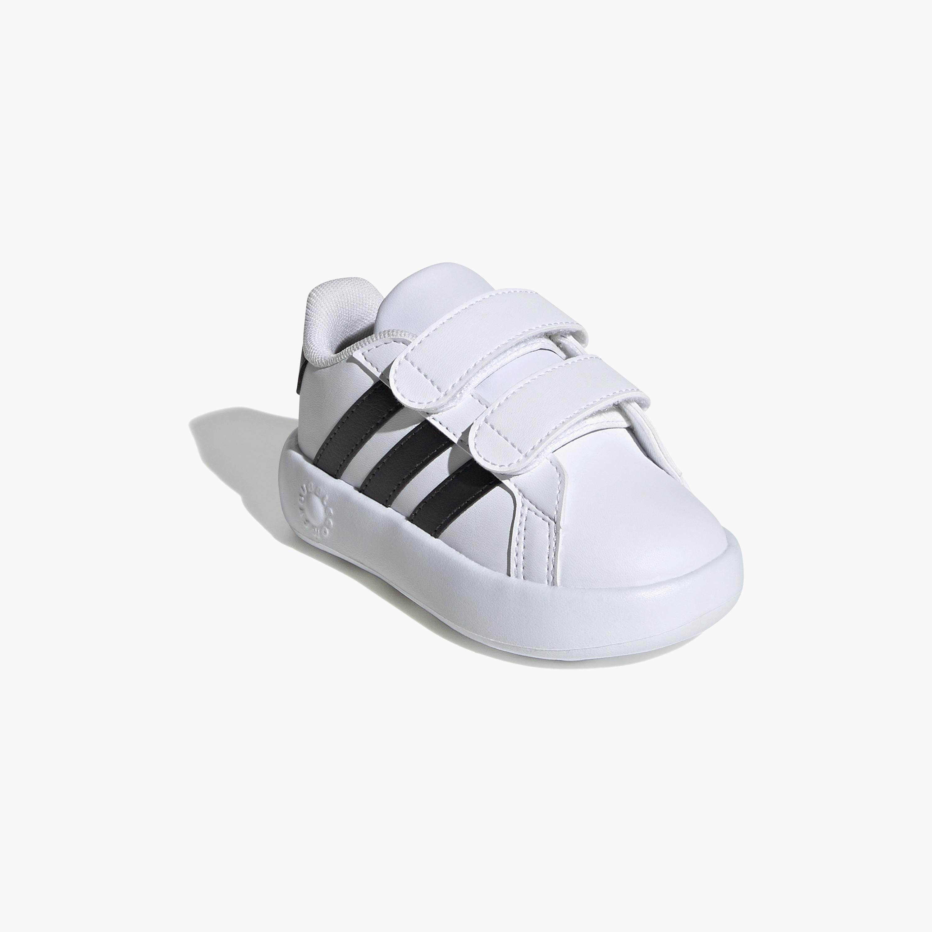 سنيكرز ذو جراند كورت 2.0 من أديداس ID5271 | OE-baby-girls-shoes-closedshoes-image-1