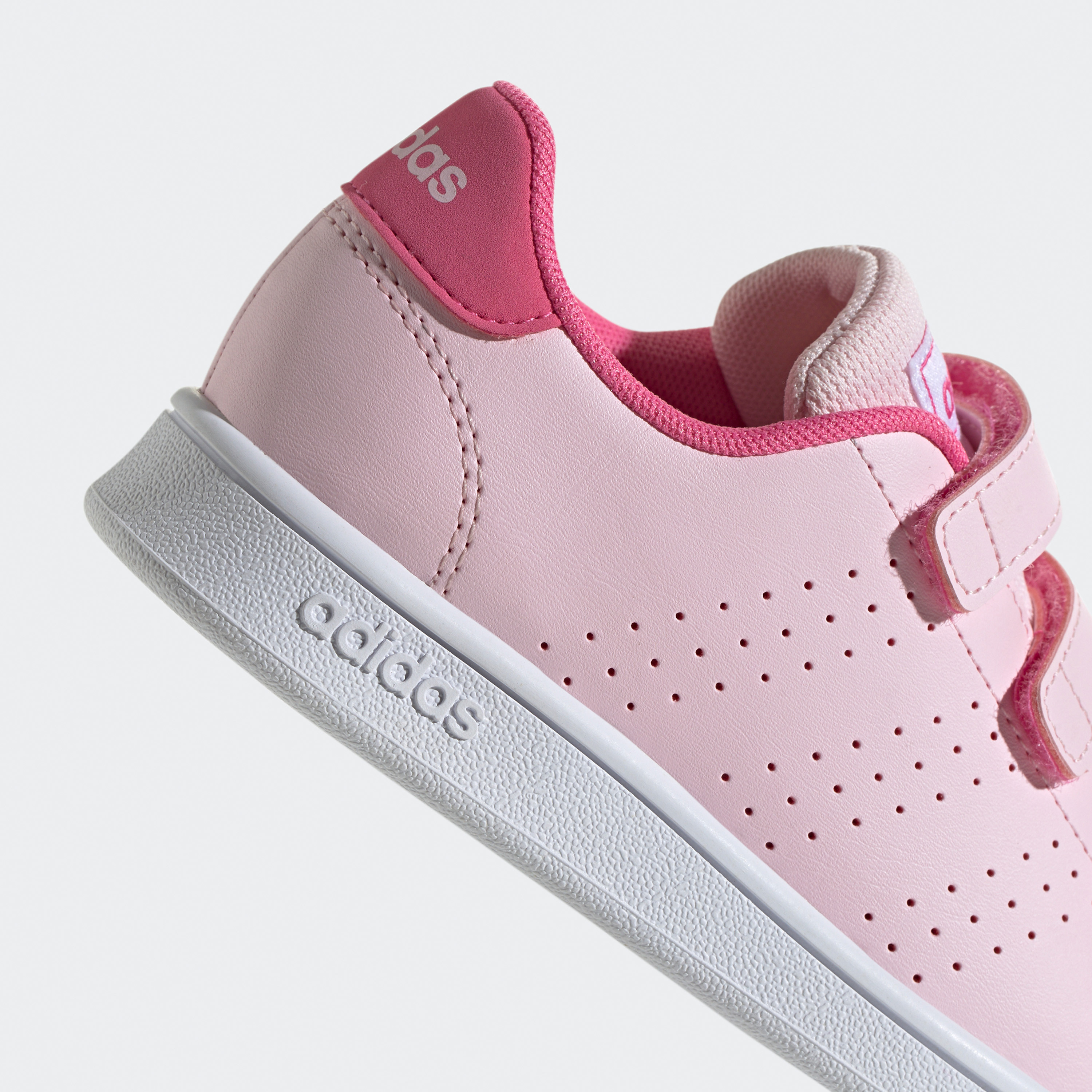 أديداس - حذاء أدفانتج كورت لايف ستايل حزام بشريط لاصق ID5293-girls-shoes-sneakers-image-8