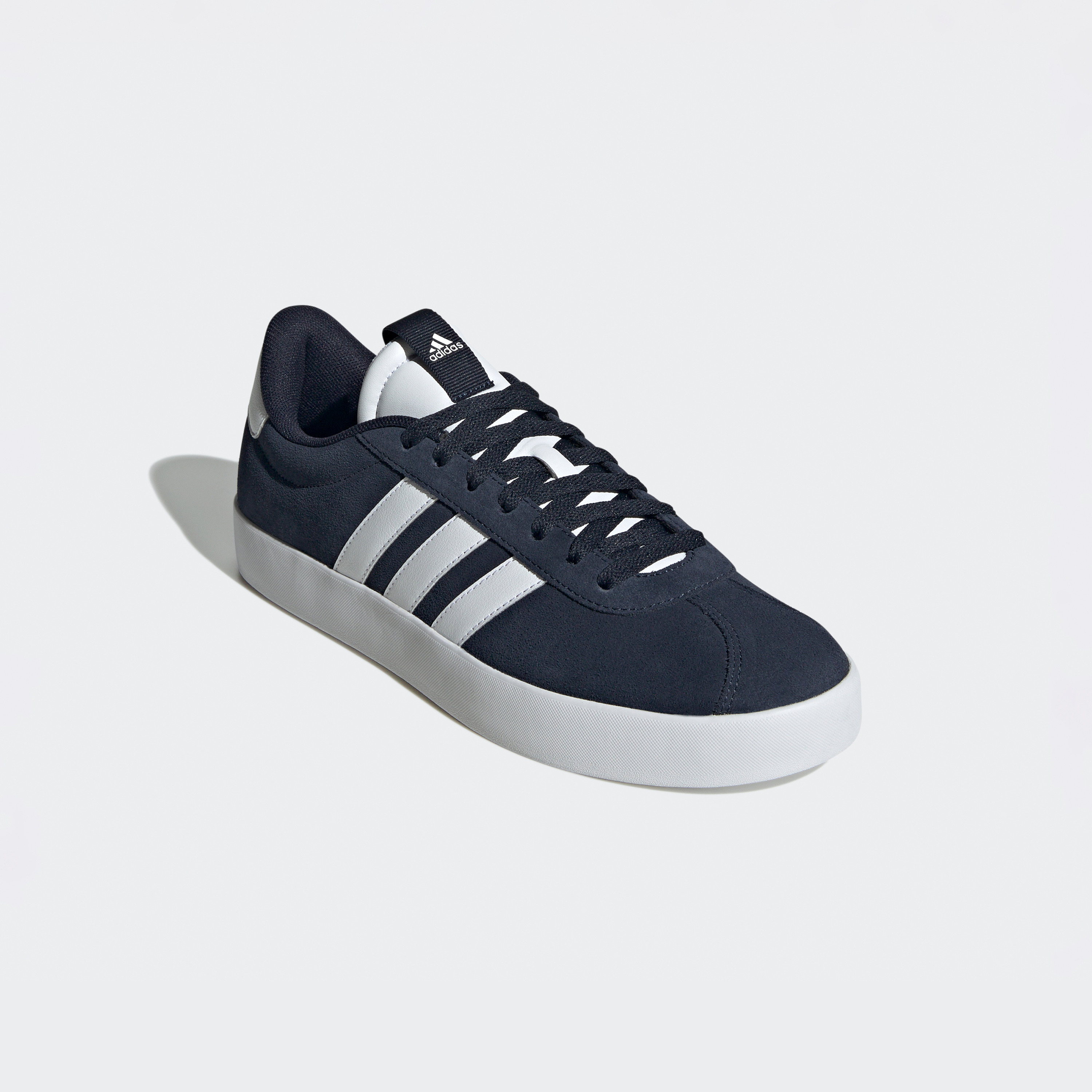 أديداس - حذاء في ال كورت 3.0 للرجال ID6275-sports-men-shoes-image-1