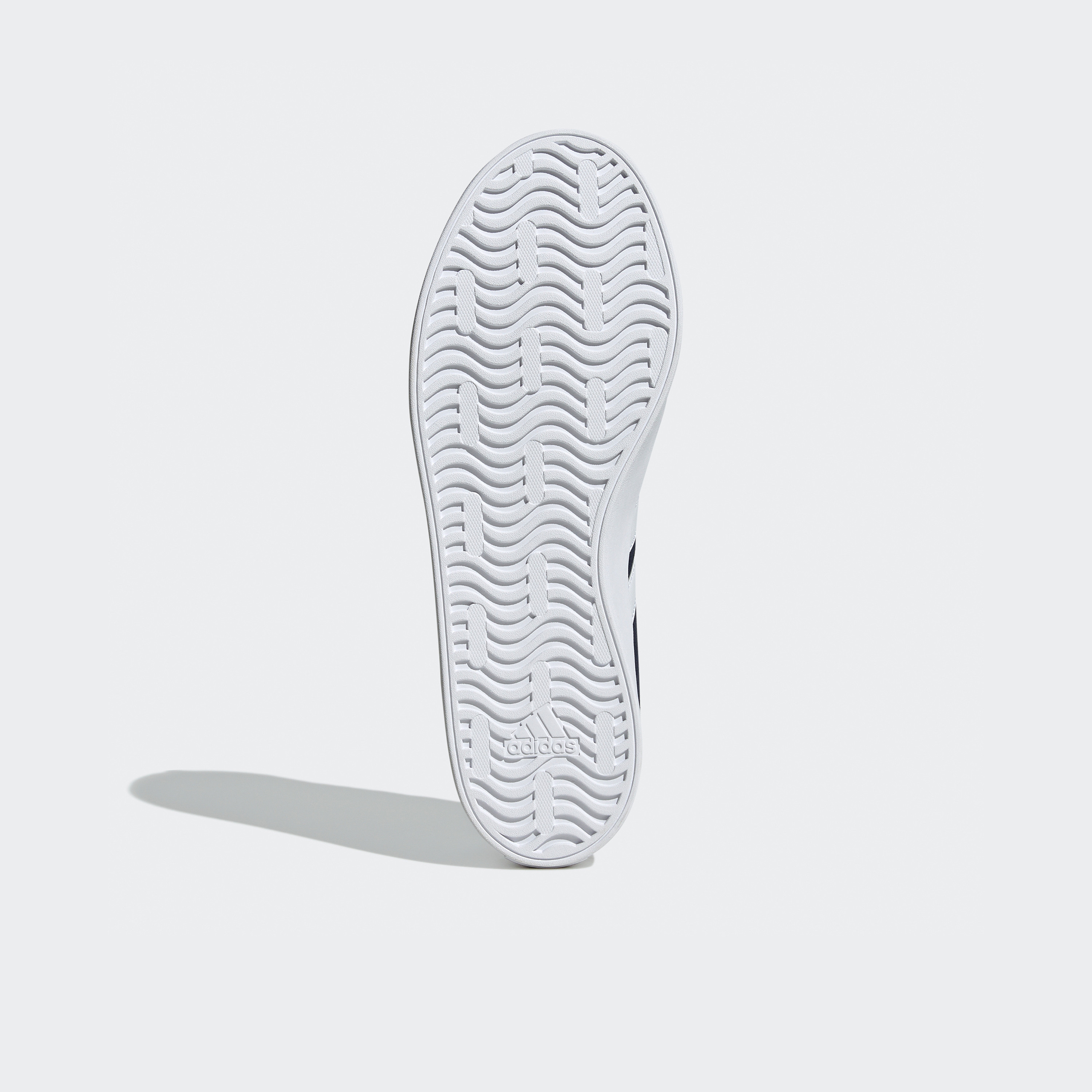 أديداس - حذاء في ال كورت 3.0 للرجال ID6275-sports-men-shoes-image-5