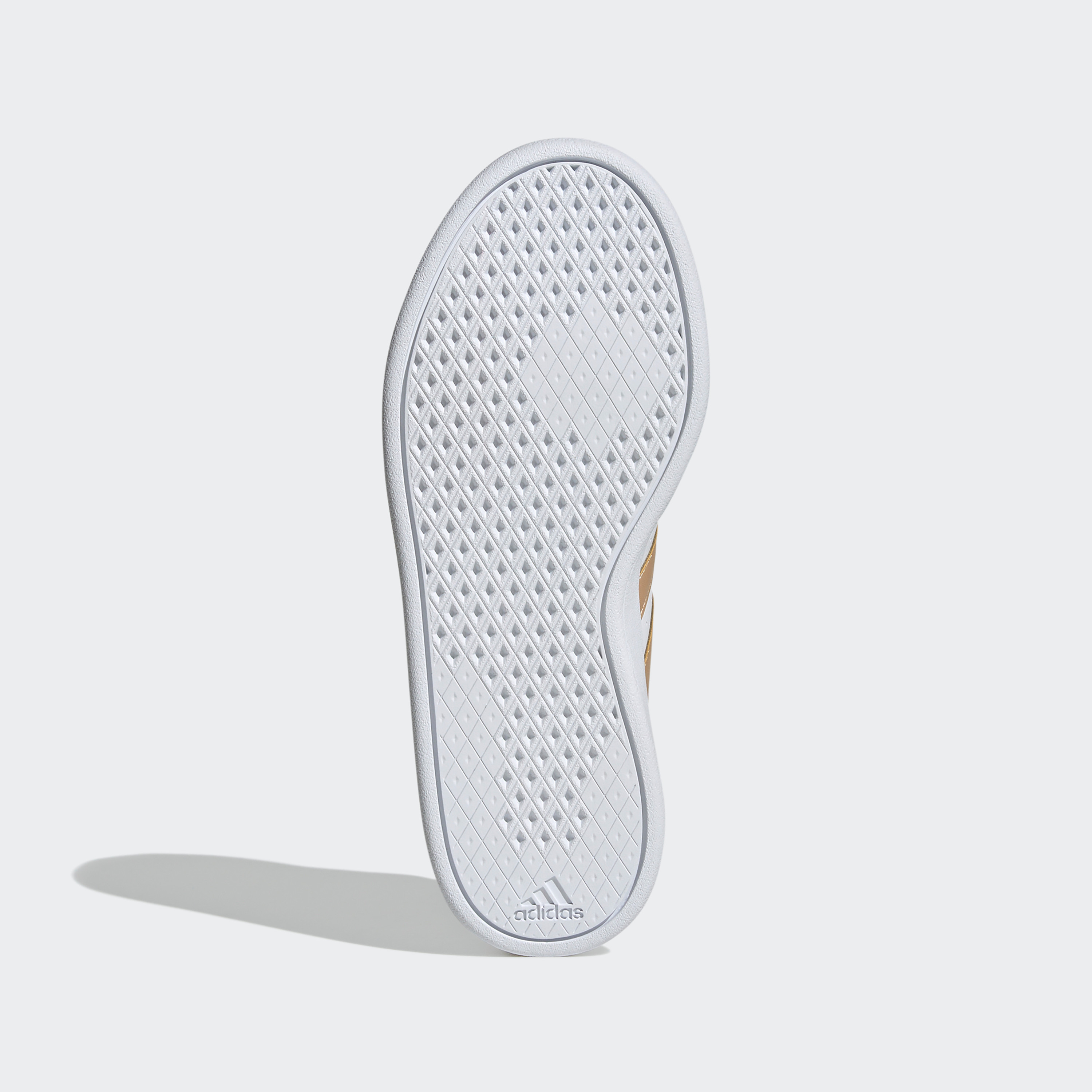 حذاء بريكنيت 2.0 رياضي للنساء من اديداس| او اي-women-shoes-sneakers-image-19