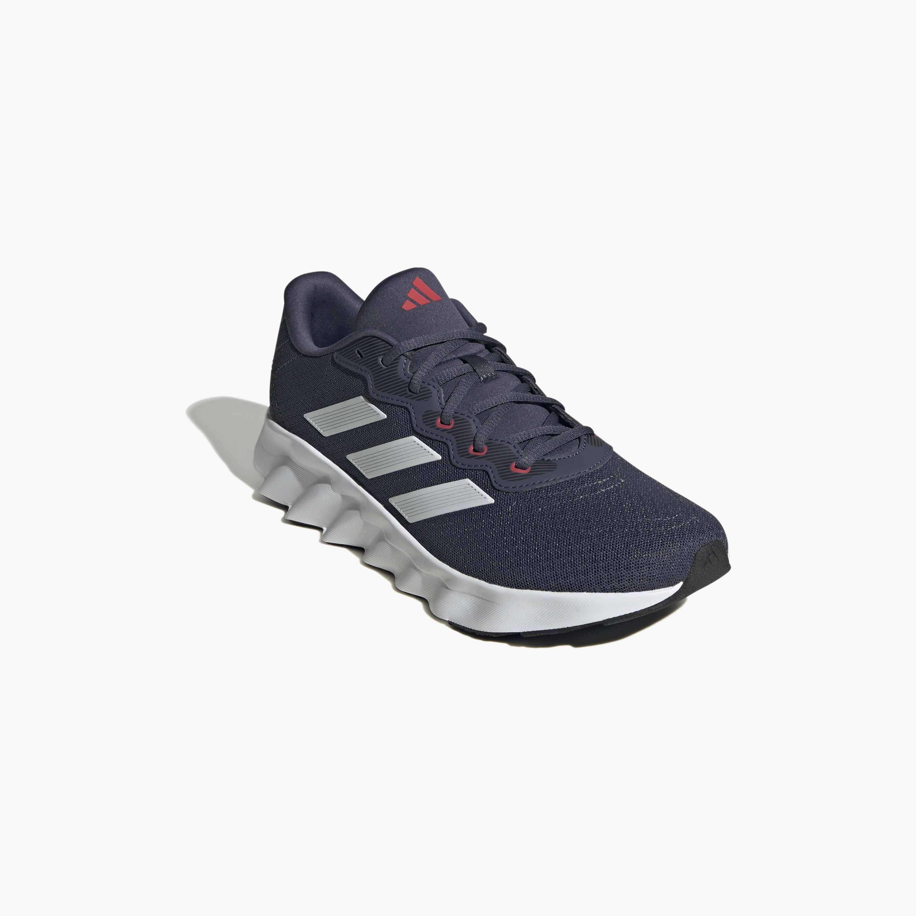 حذاء الجري ذو سويتش موف للرجال من اديداس | OE-sports-men-shoes-image-1