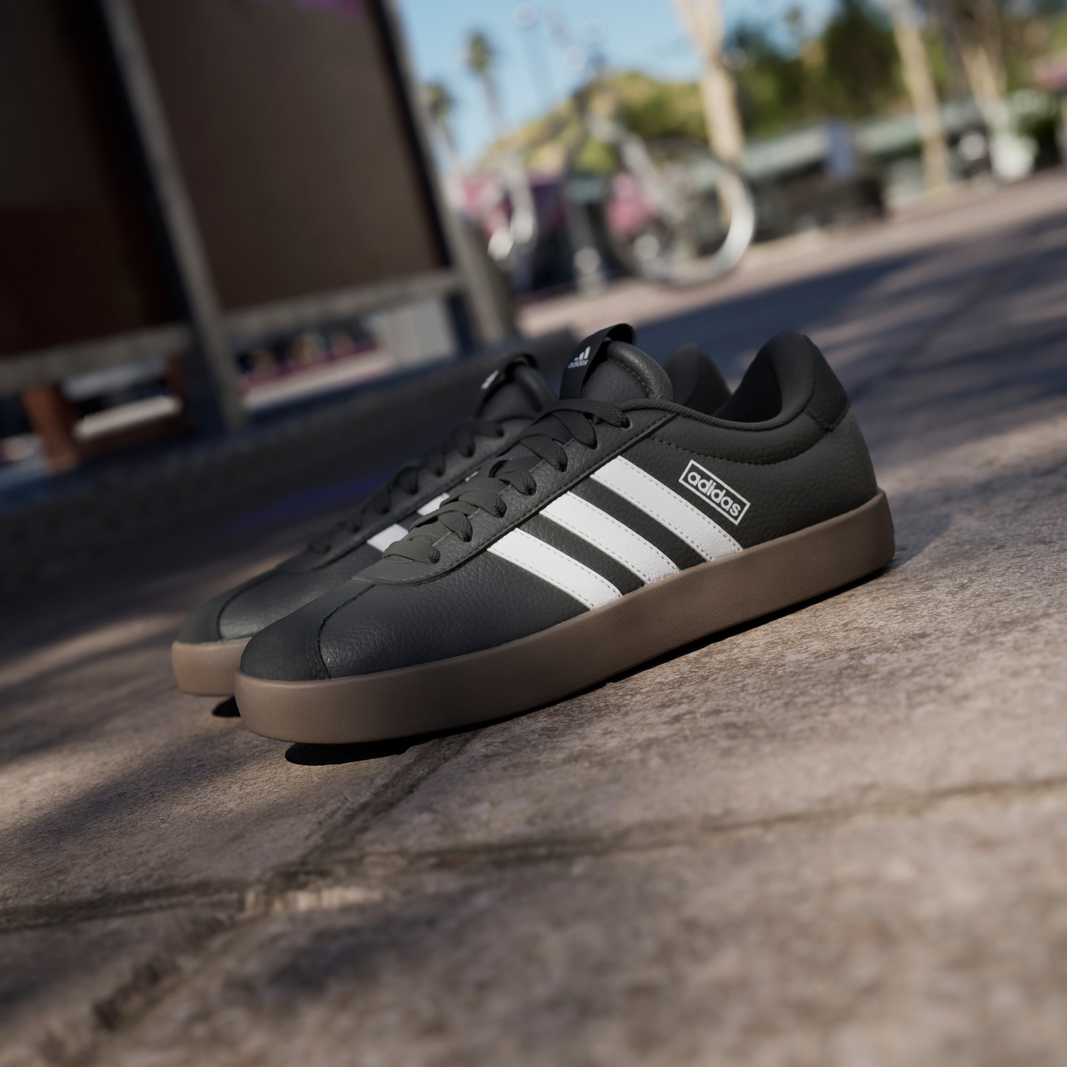 حذاء سنيكرز سادة برباط إغلاق للنساء من أديداس - VL COURT 3.0-women-shoes-sneakers-image-14