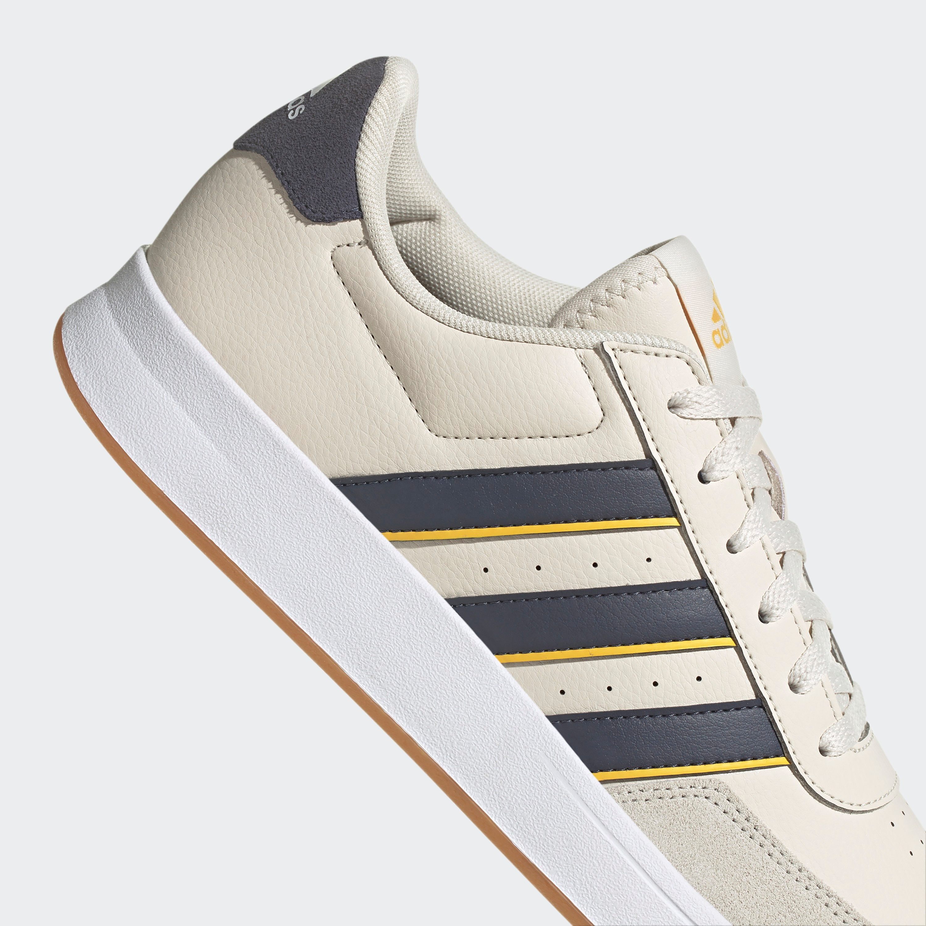 حذاء بريكنيت 2.0 رياضي للرجال من اديداس| او اي-sports-men-shoes-image-28