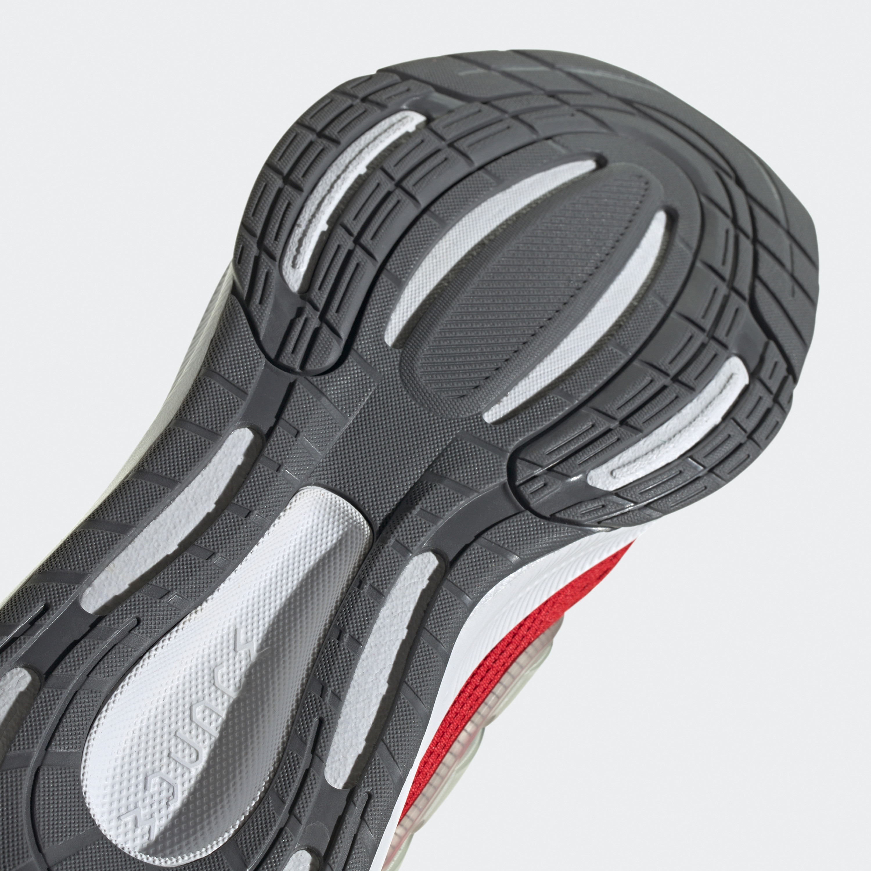 أديداس - حذاء الجري الترا باونس للرجال IE0717-sports-men-shoes-image-16