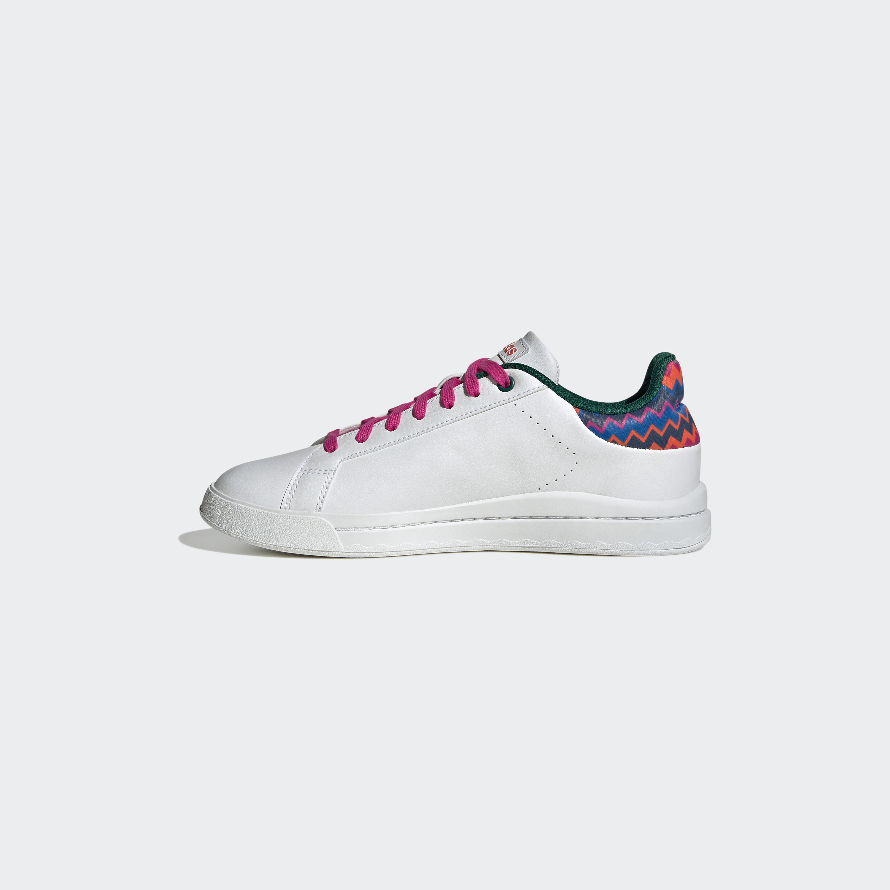 حذاء سنيكرز كورت من الحرير للنساء من اديداس | او اي-sports-women-shoes-image-3