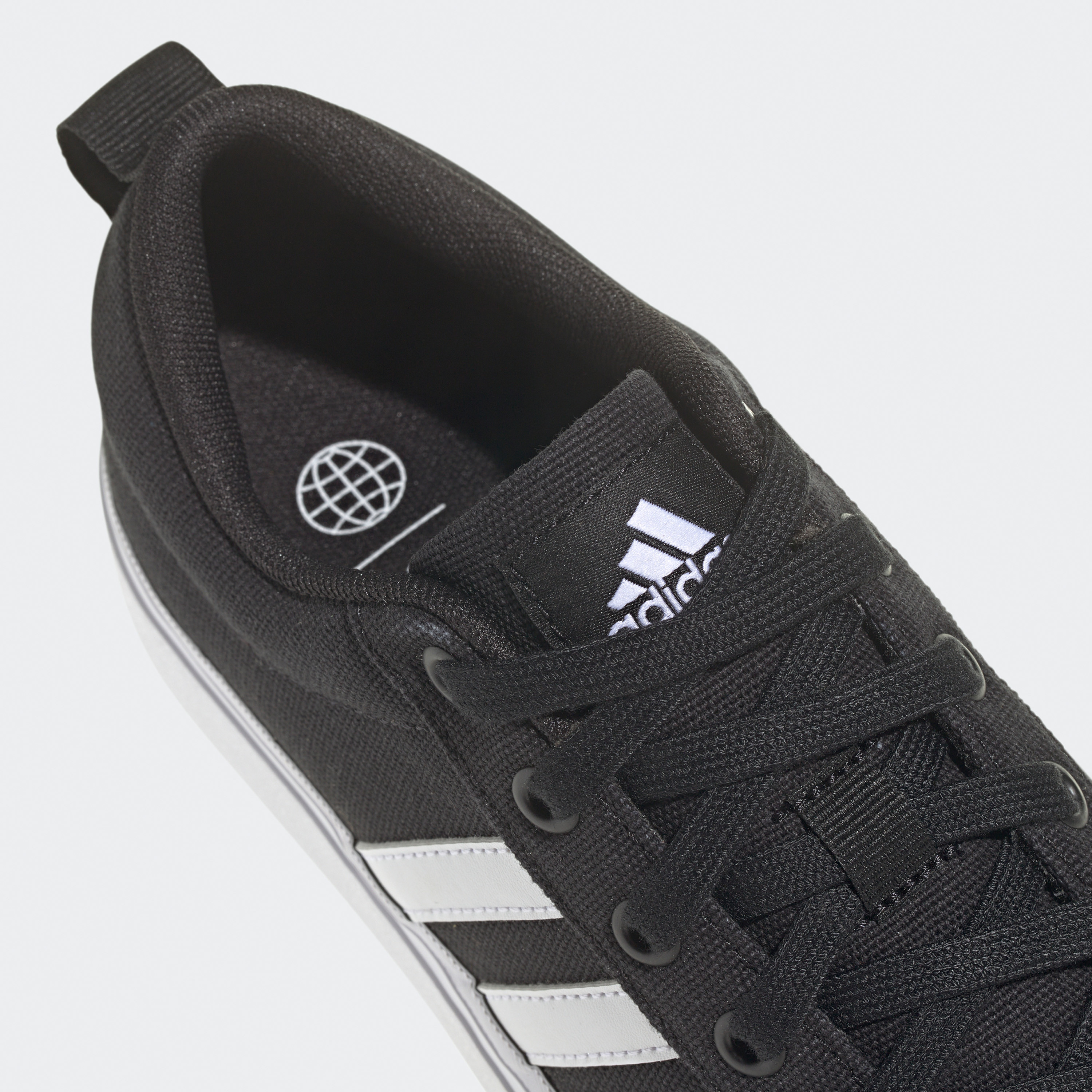 أديداس - حذاء رياضي برافادا 2.0 للنساء IE2309-women-shoes-sneakers-image-12