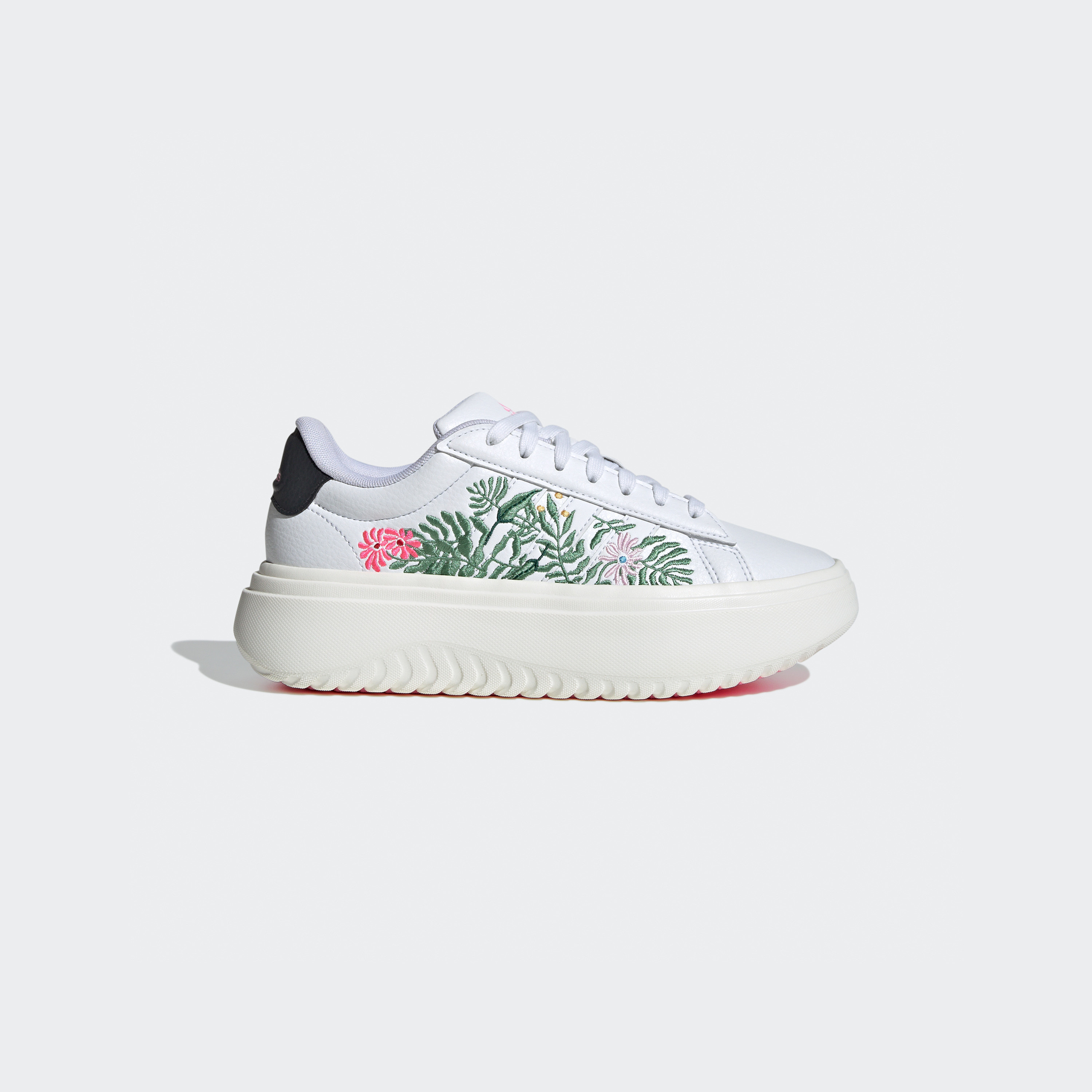أديداس - حذاء رياضي جراند كورت بلاتفورم للنساء IE3601-sports-women-shoes-image-2