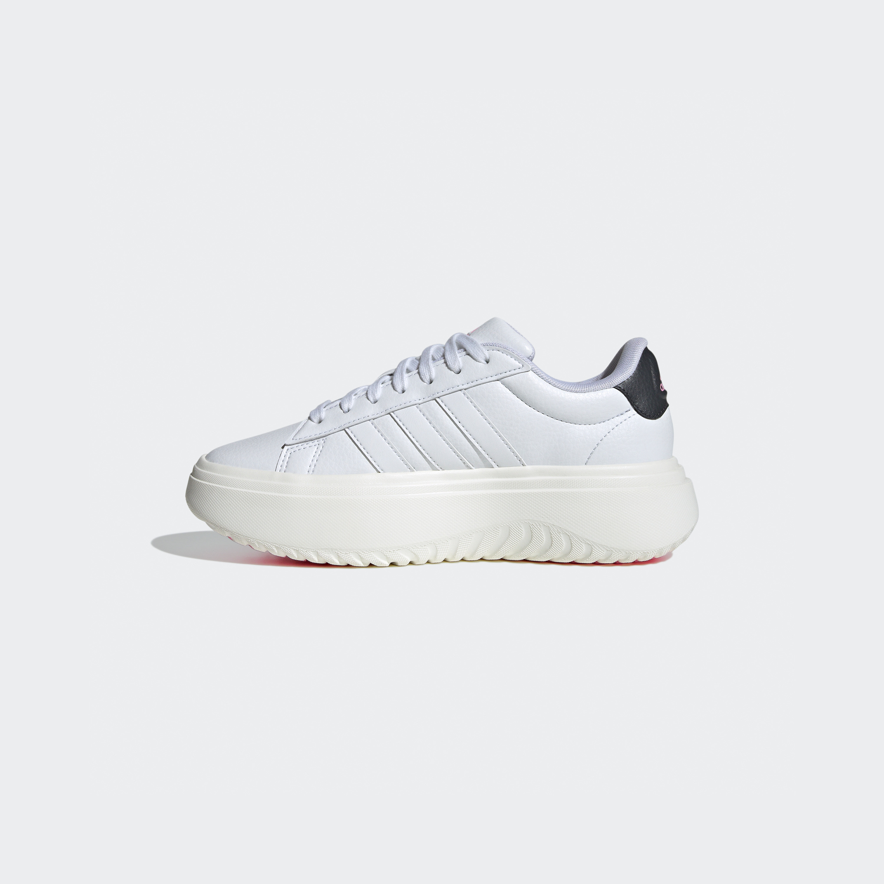 أديداس - حذاء رياضي جراند كورت بلاتفورم للنساء IE3601-sports-women-shoes-image-3