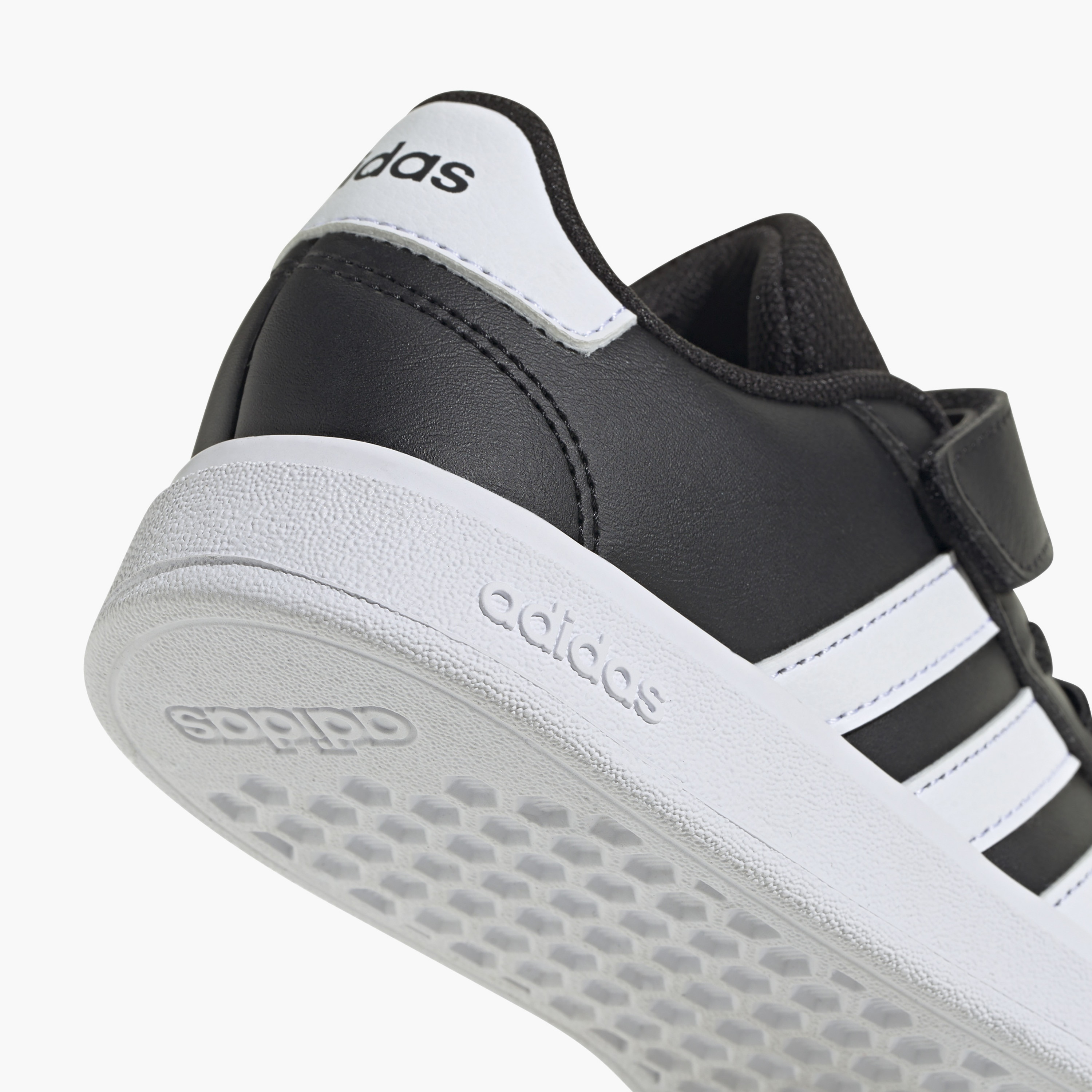 سنيكرز ذو جراند كورت 2.0 من اديداس | OE-boys-shoes-schoolshoes-image-7