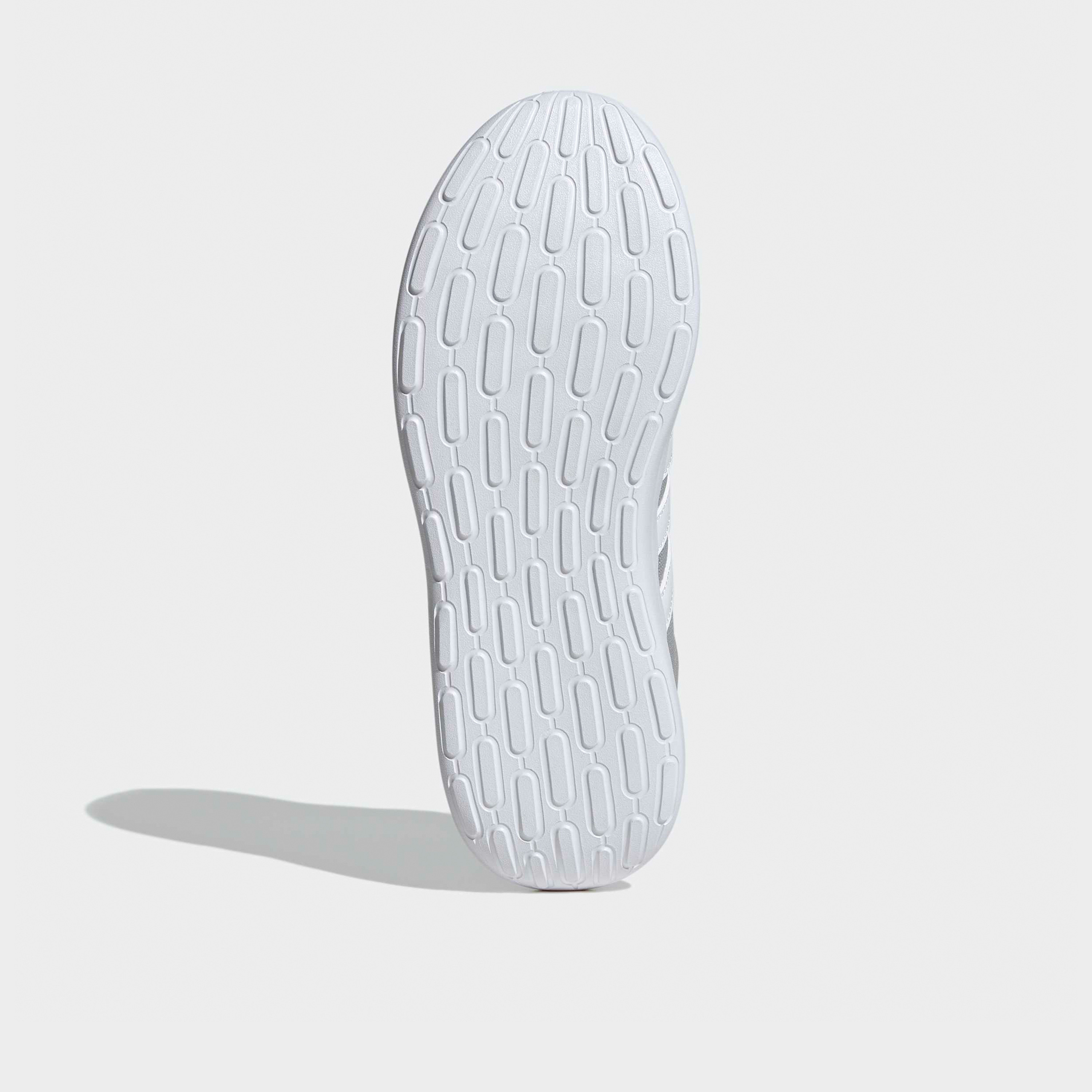 حذاء سنيكرز بكاحل ورباط إغلاق للنساء لايت ريسر 4.0 من أديداس-sports-women-shoes-image-4