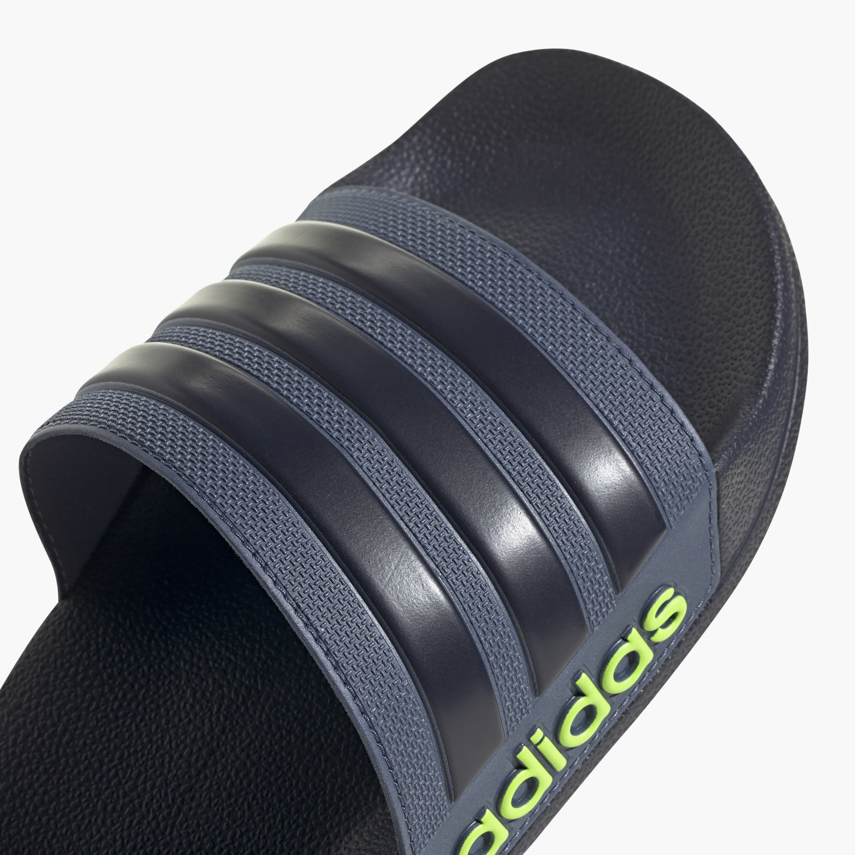 سلايدس الاستحمام ذو اديليت للرجال من اديداس IE8963 | OE-men-shoes-flipflopsandslides-image-7