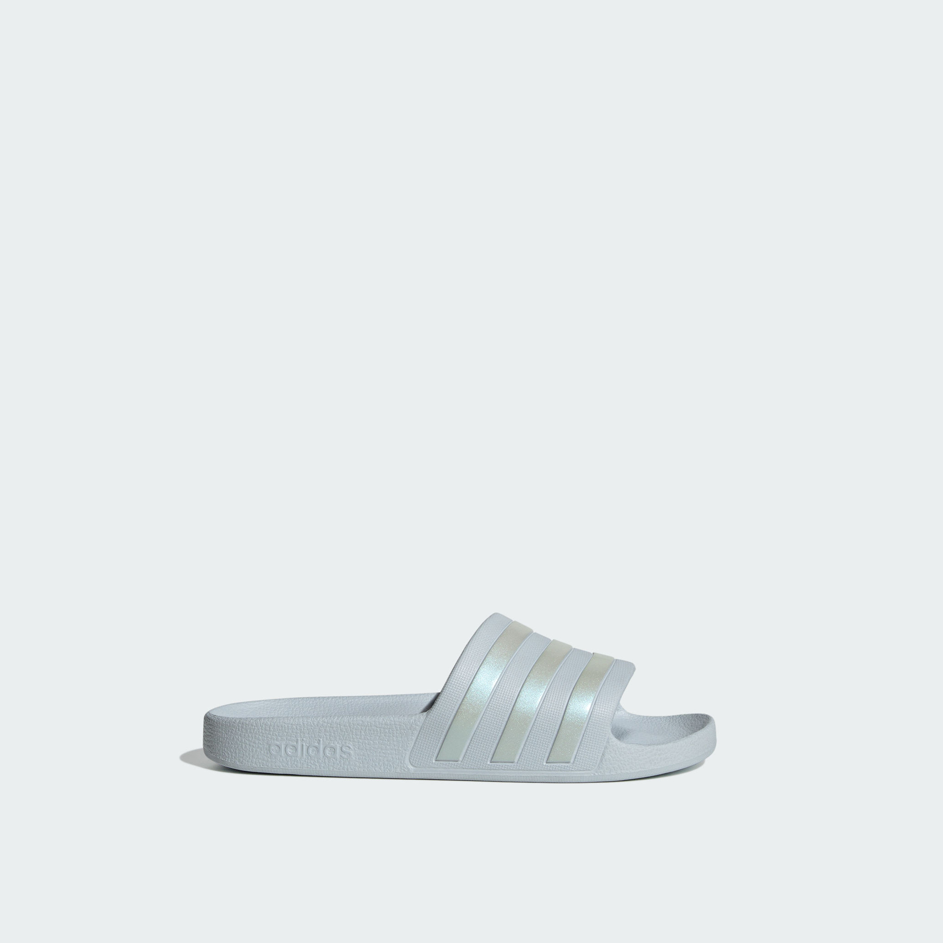 أديداس - شبشب أديليت أكوا سهل الارتداء للنساء | OE-women-shoes-flipflopsandslides-image-2