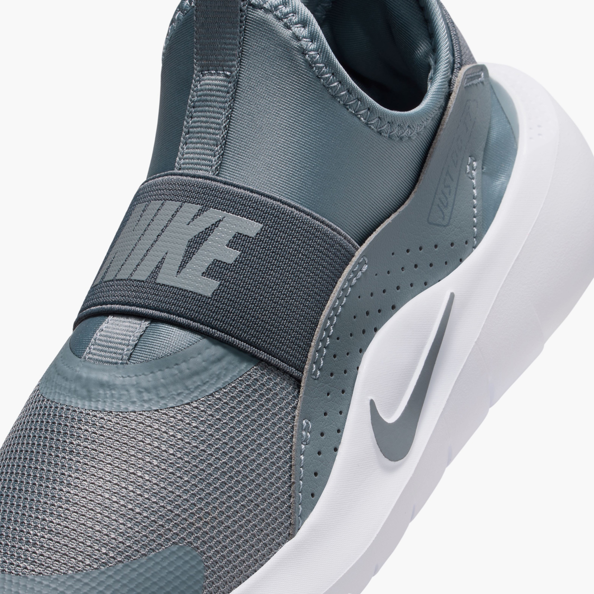 حذاء جري سهل الارتداء بنعل مبطّن للأولاد من نايك-boys-shoes-sports-image-3