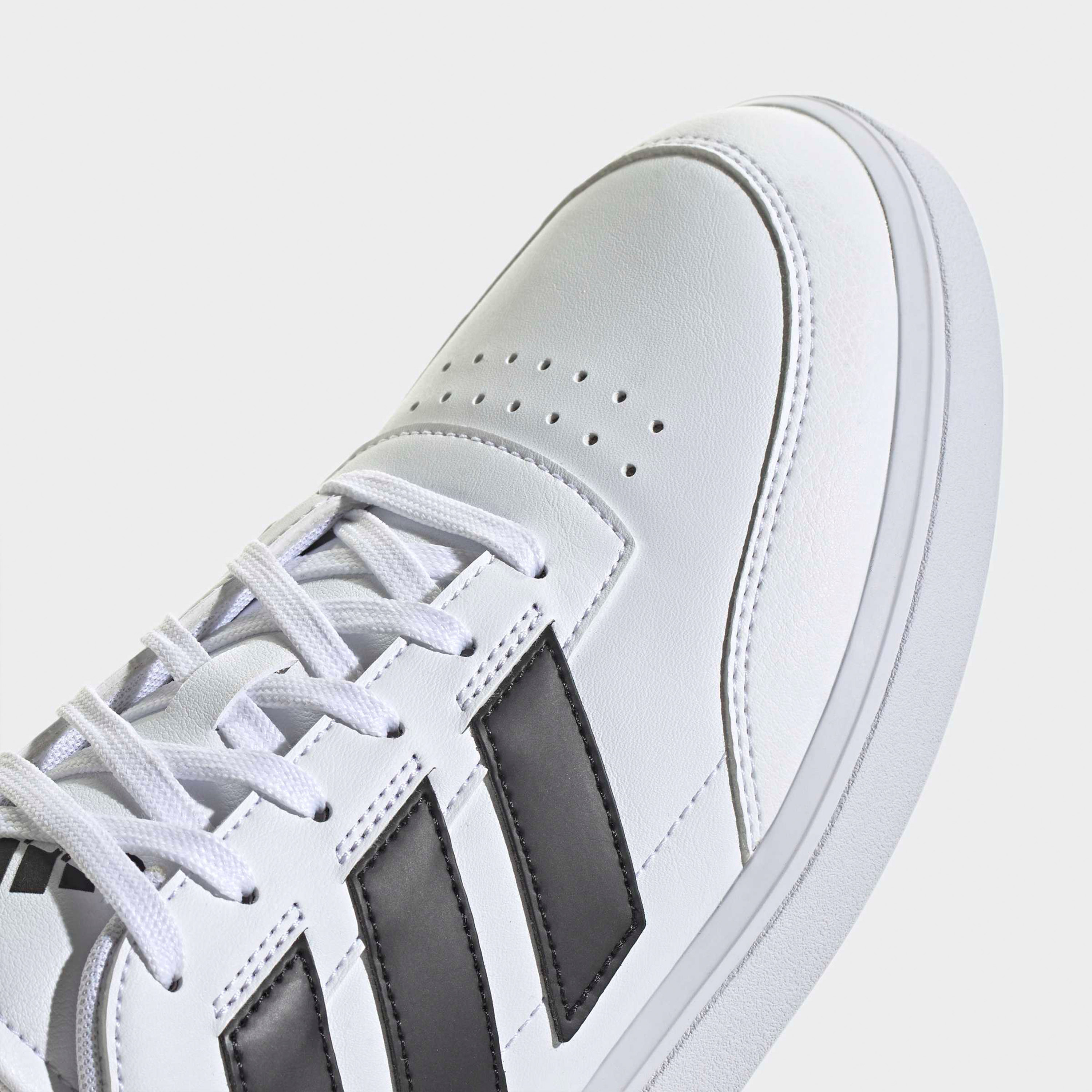 حذاء سنيكرز برباط كورتبلوك للرجال من أديداس-sports-men-shoes-image-7