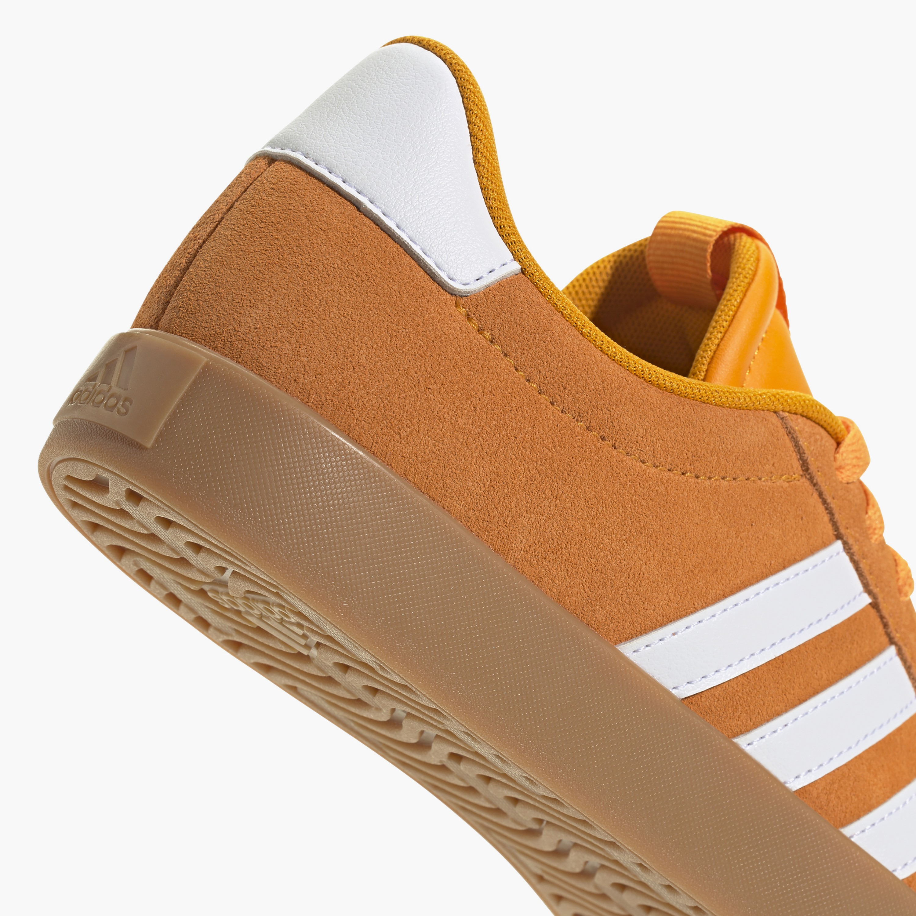 سنيكرز في إل كورت 3.0 للنساء من أديداس | OE-sports-women-shoes-image-24