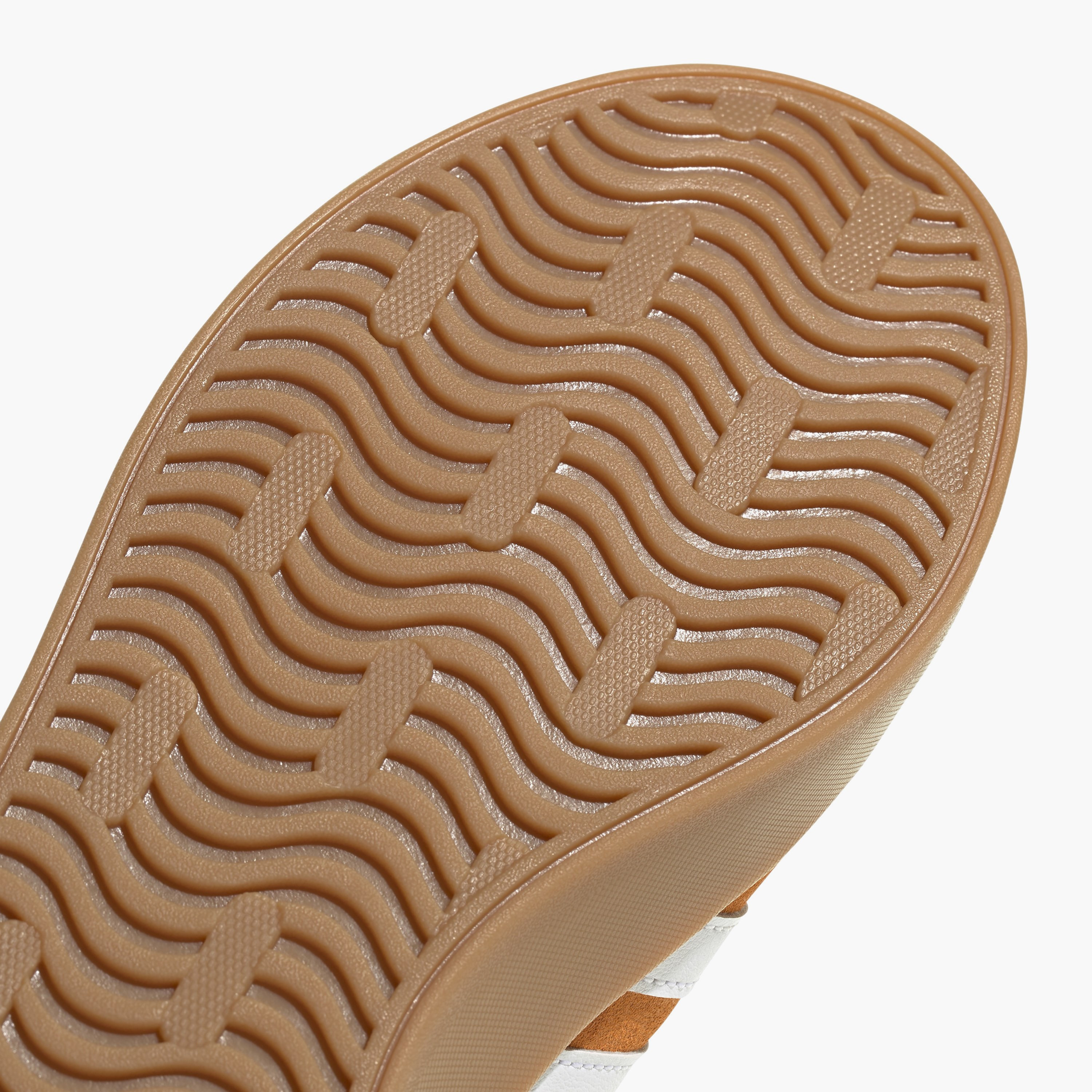سنيكرز في إل كورت 3.0 للنساء من أديداس | OE-sports-women-shoes-image-25
