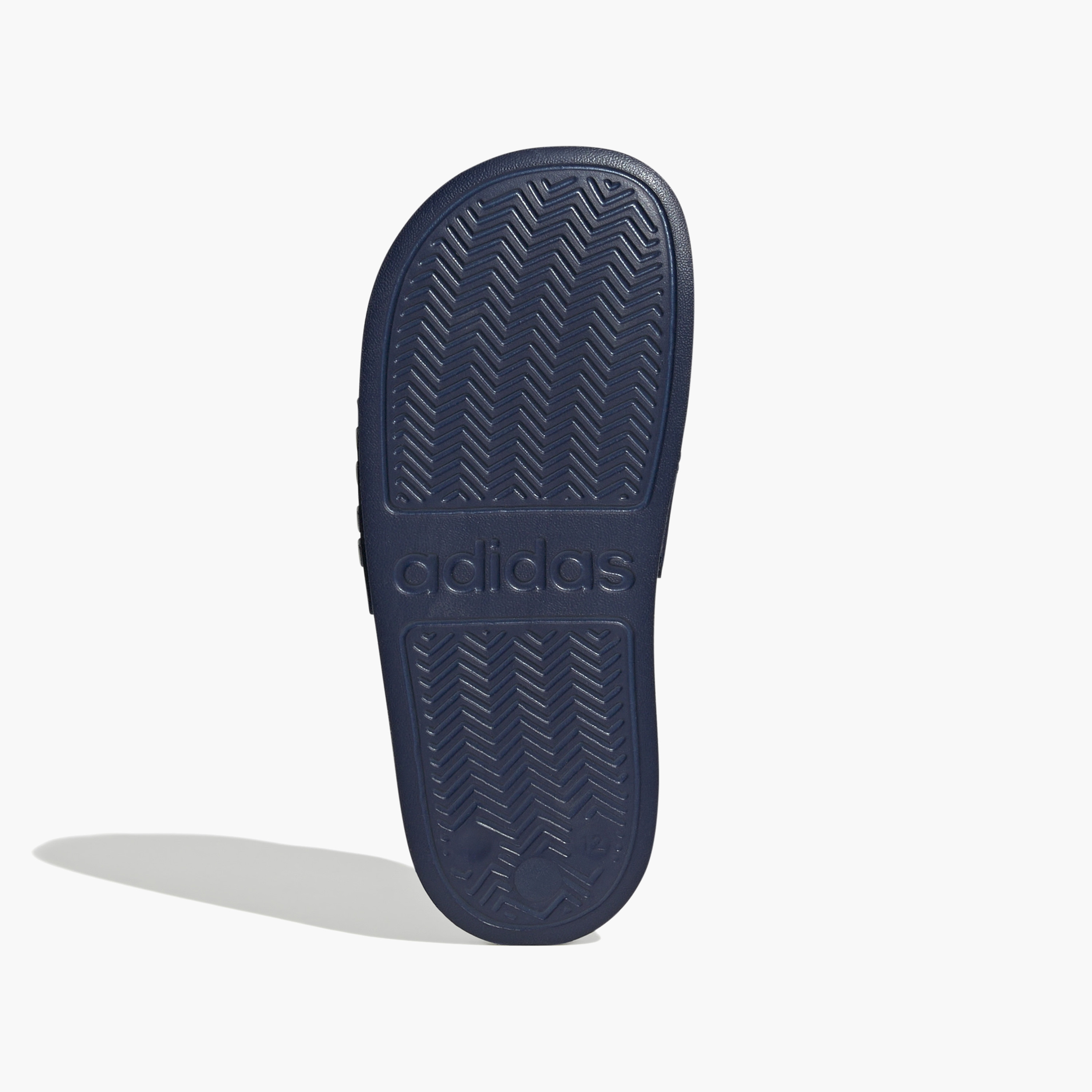 سلايدس استحمام للأولاد من أديداس ذو أديليت IF5978 | OE-boys-shoes-flipflopsandslides-image-5