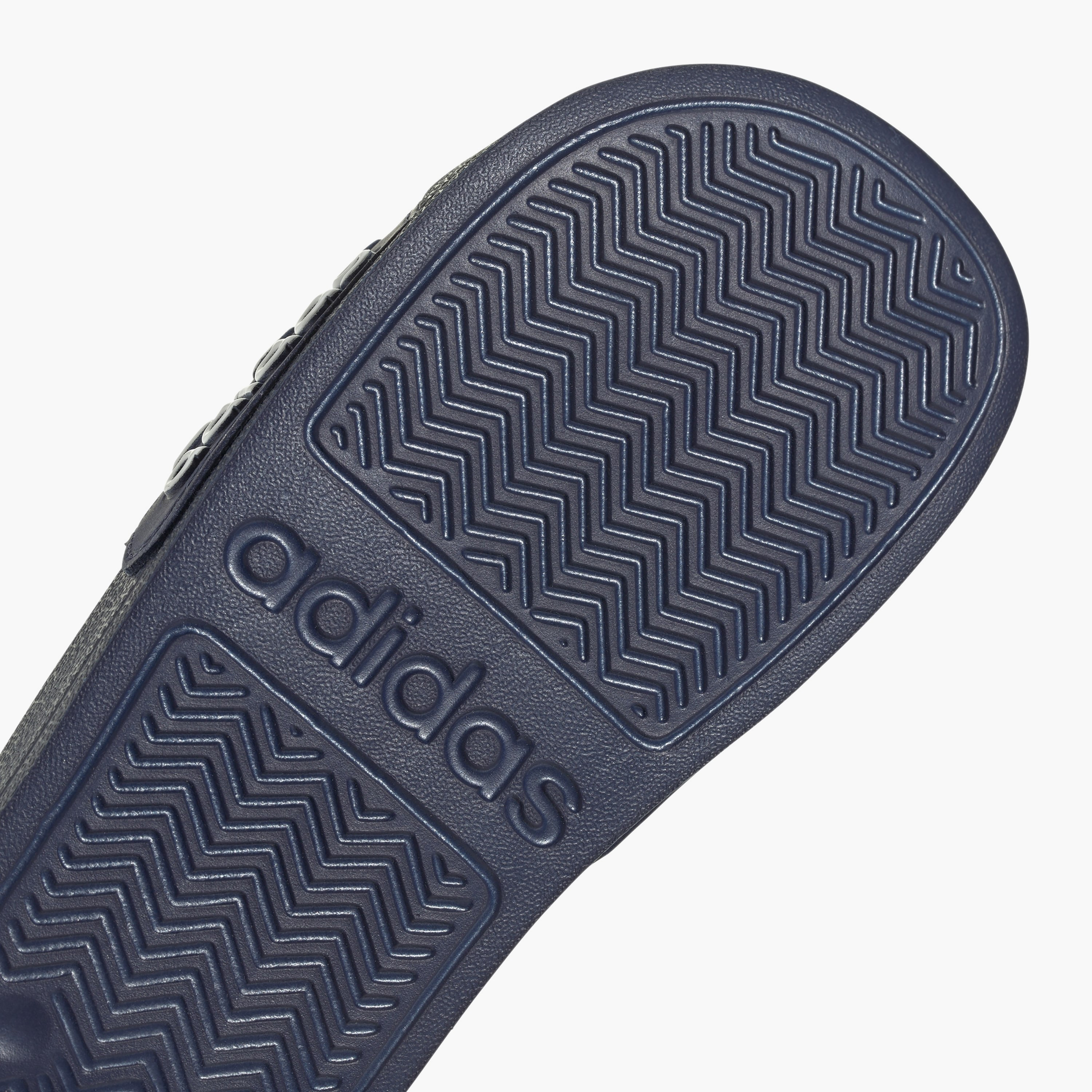 سلايدس استحمام للأولاد من أديداس ذو أديليت IF5978 | OE-boys-shoes-flipflopsandslides-image-8
