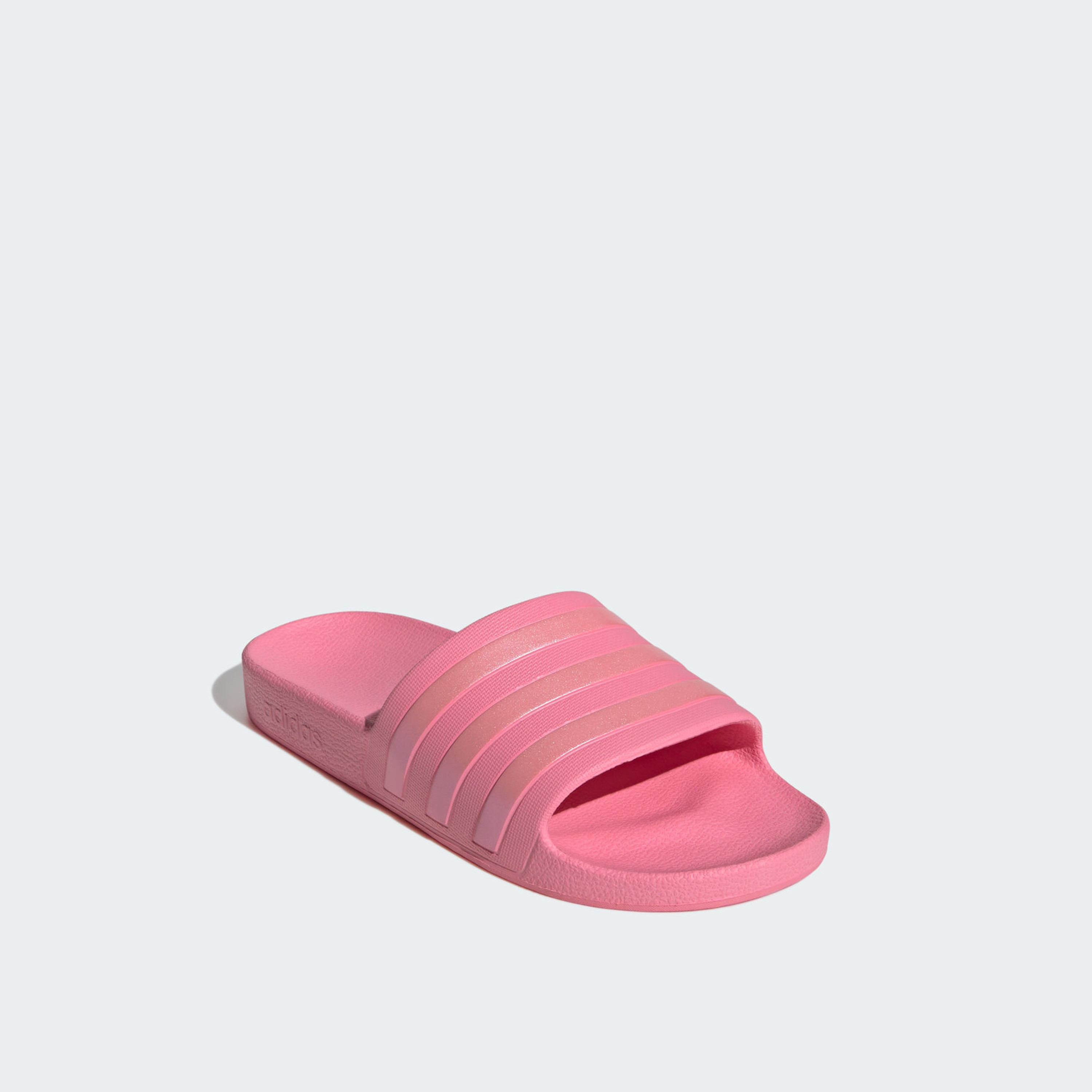 أديداس - شبشب أديليت أكوا سهل الارتداء للنساء | OE-women-shoes-flipflopsandslides-image-9