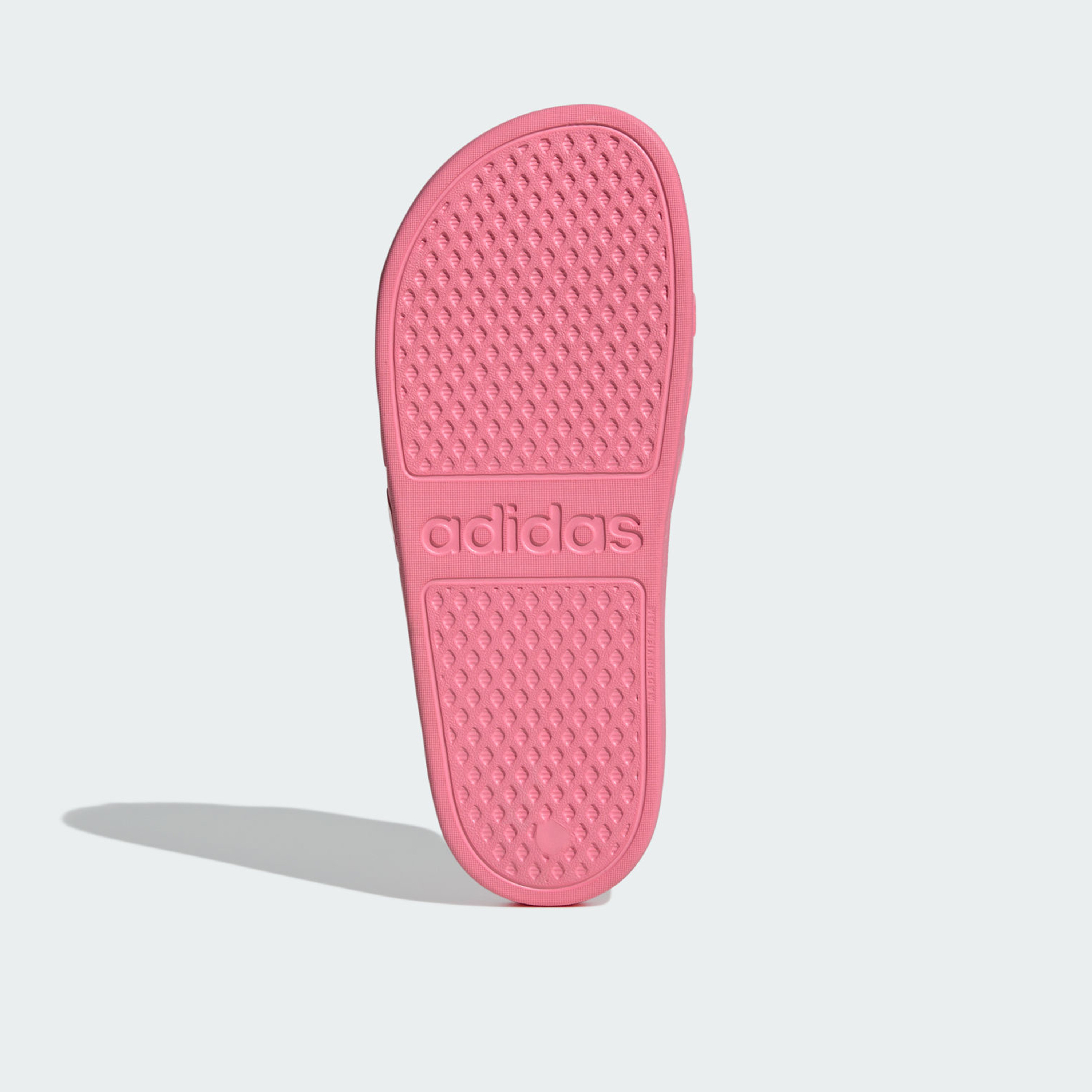 أديداس - شبشب أديليت أكوا سهل الارتداء للنساء | OE-women-shoes-flipflopsandslides-image-13